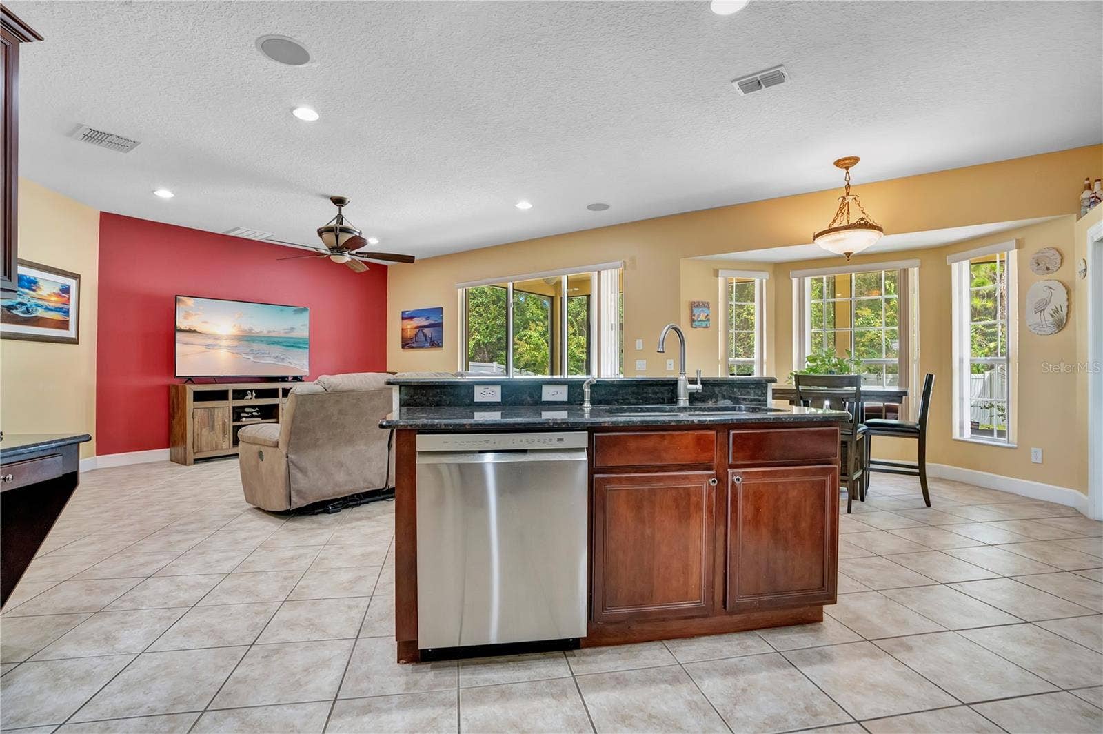 5762 COVINGTON COVE WAY, Orlando, FL 32829 Kitchen