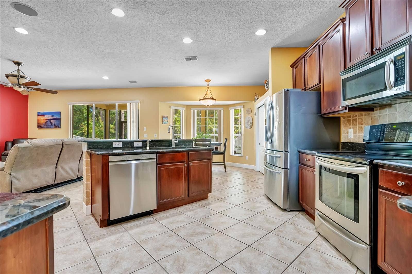 5762 COVINGTON COVE WAY, Orlando, FL 32829 Kitchen