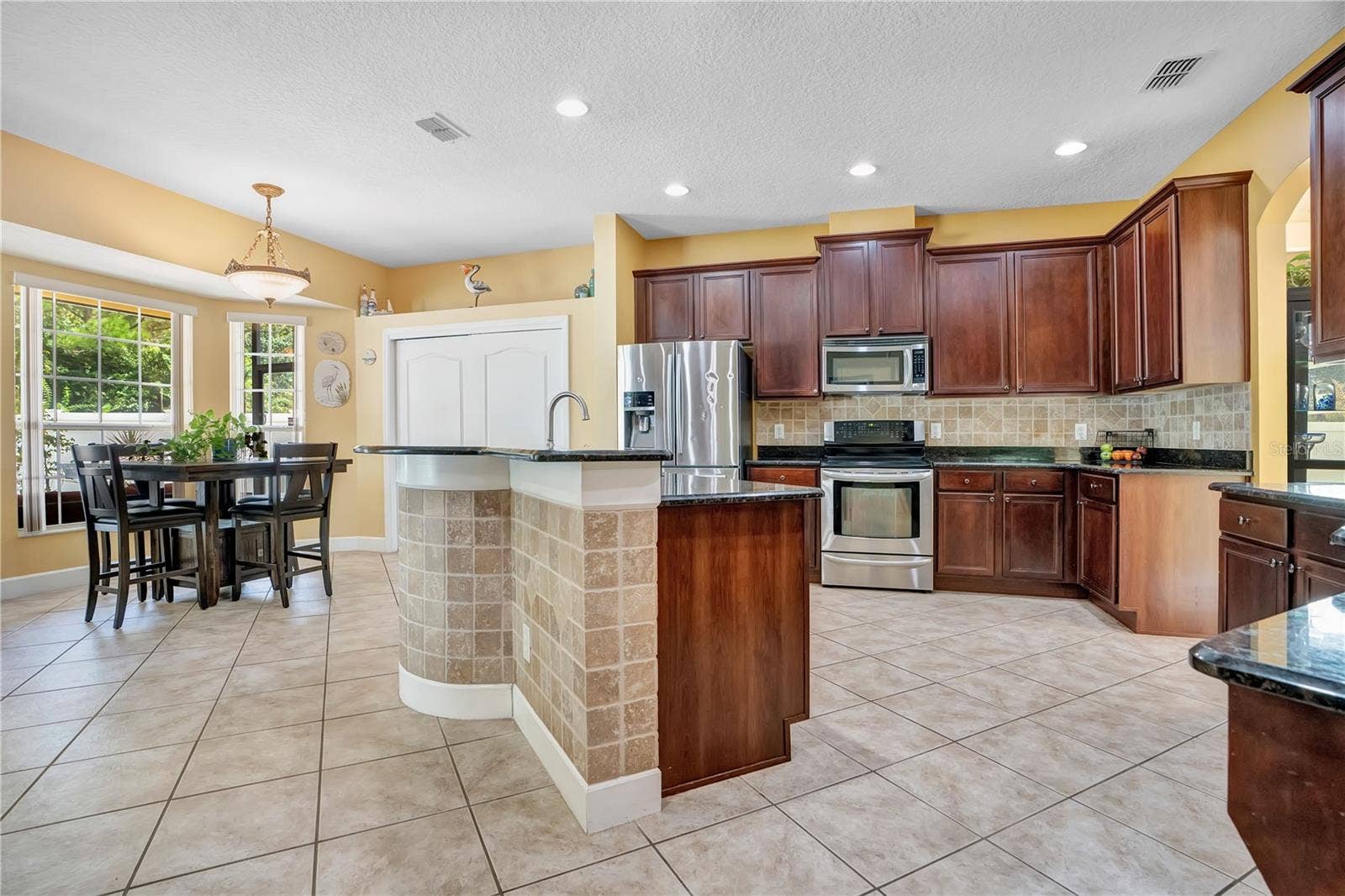 5762 COVINGTON COVE WAY, Orlando, FL 32829 Kitchen