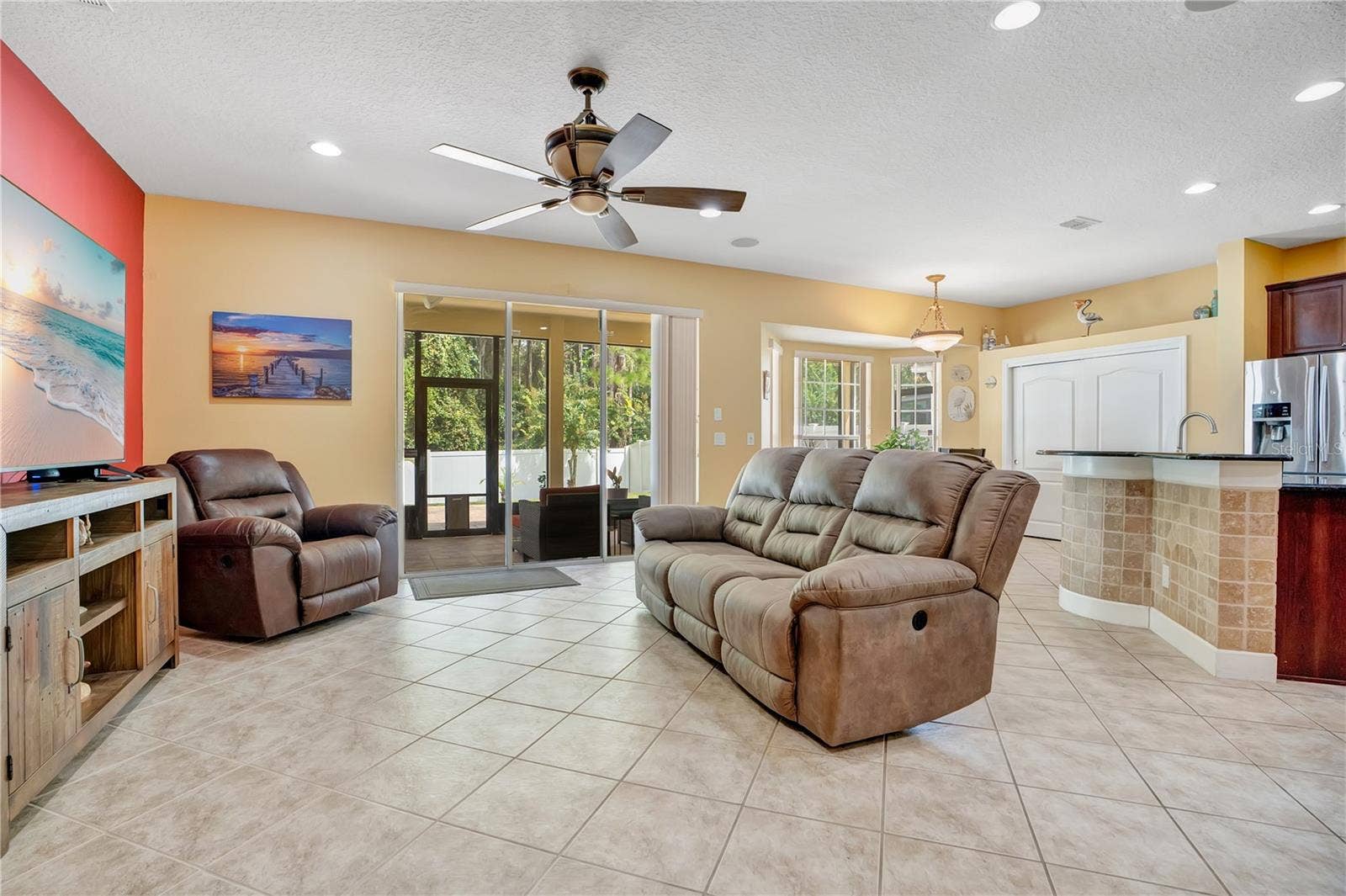 5762 COVINGTON COVE WAY, Orlando, FL 32829 family room