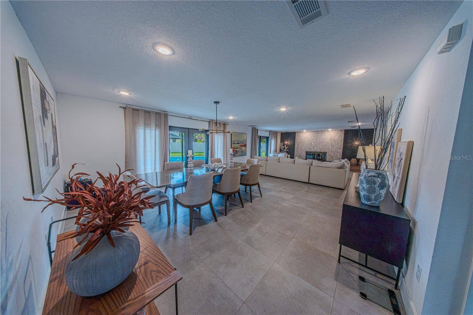 9197 BAY HILL BOULEVARD, Orlando, FL 32819 9197 BAY HILL BOULEVARD, Orlando, FL 32819