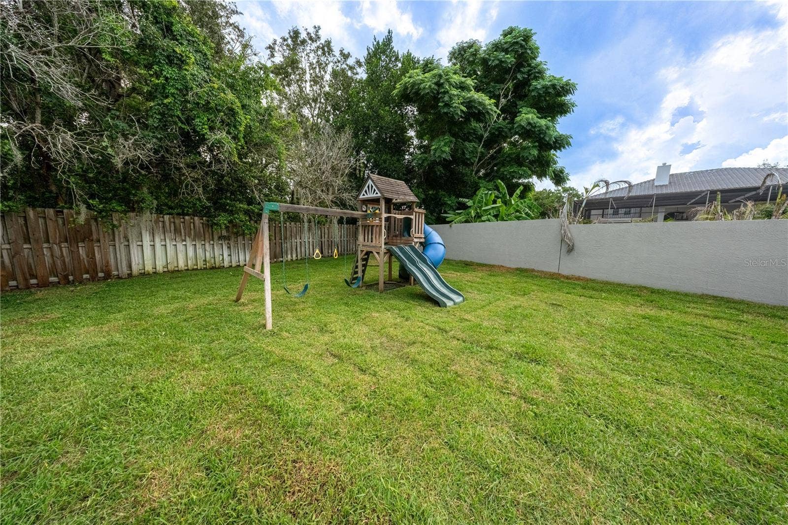 9197 BAY HILL BOULEVARD, Orlando, FL 32819 9197 BAY HILL BOULEVARD, Orlando, FL 32819