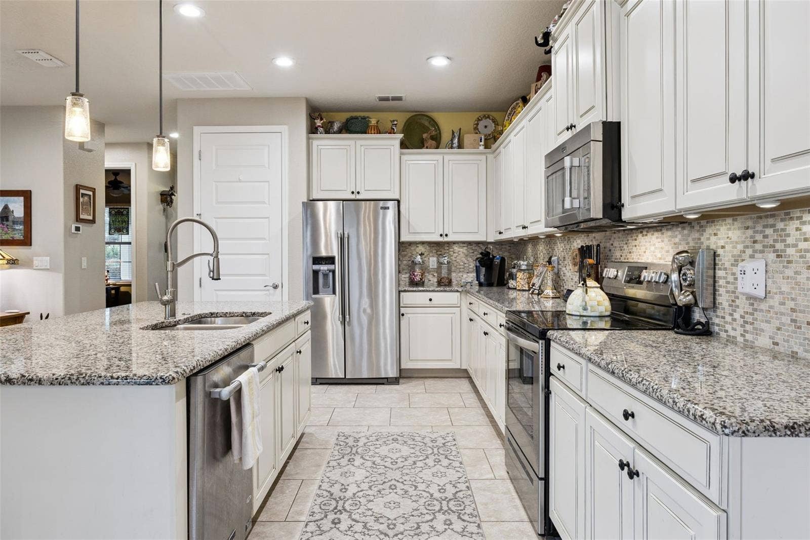 SS Appliances - Stove, Dishwasher & Microwave have been replaced