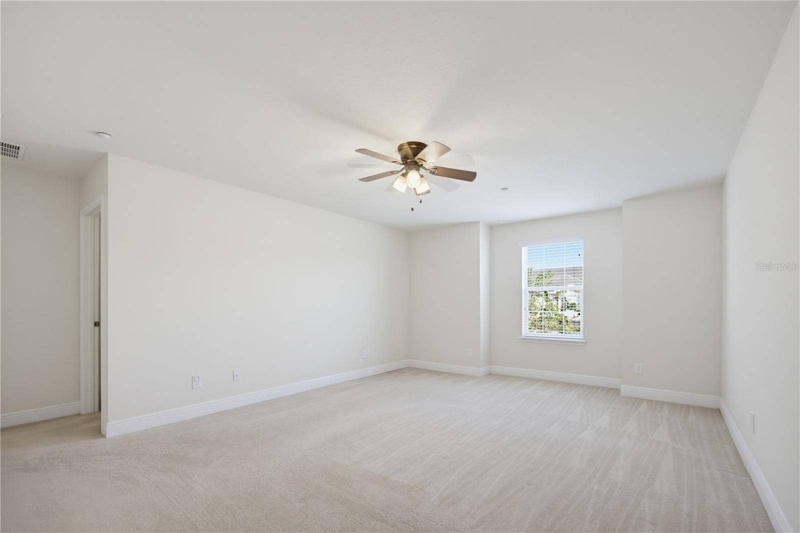 7498 ALOMA PINES COURT, Winter Park, FL 32792 7498 ALOMA PINES COURT, Winter Park, FL 32792