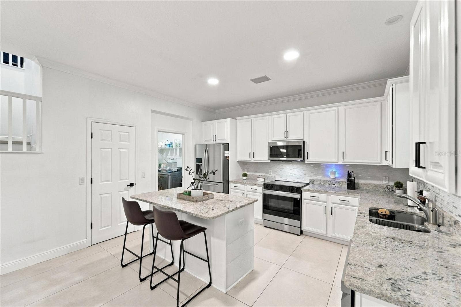 506 BERRY JAMES COURT, Kissimmee, FL 34744 506 BERRY JAMES COURT, Kissimmee, FL 34744