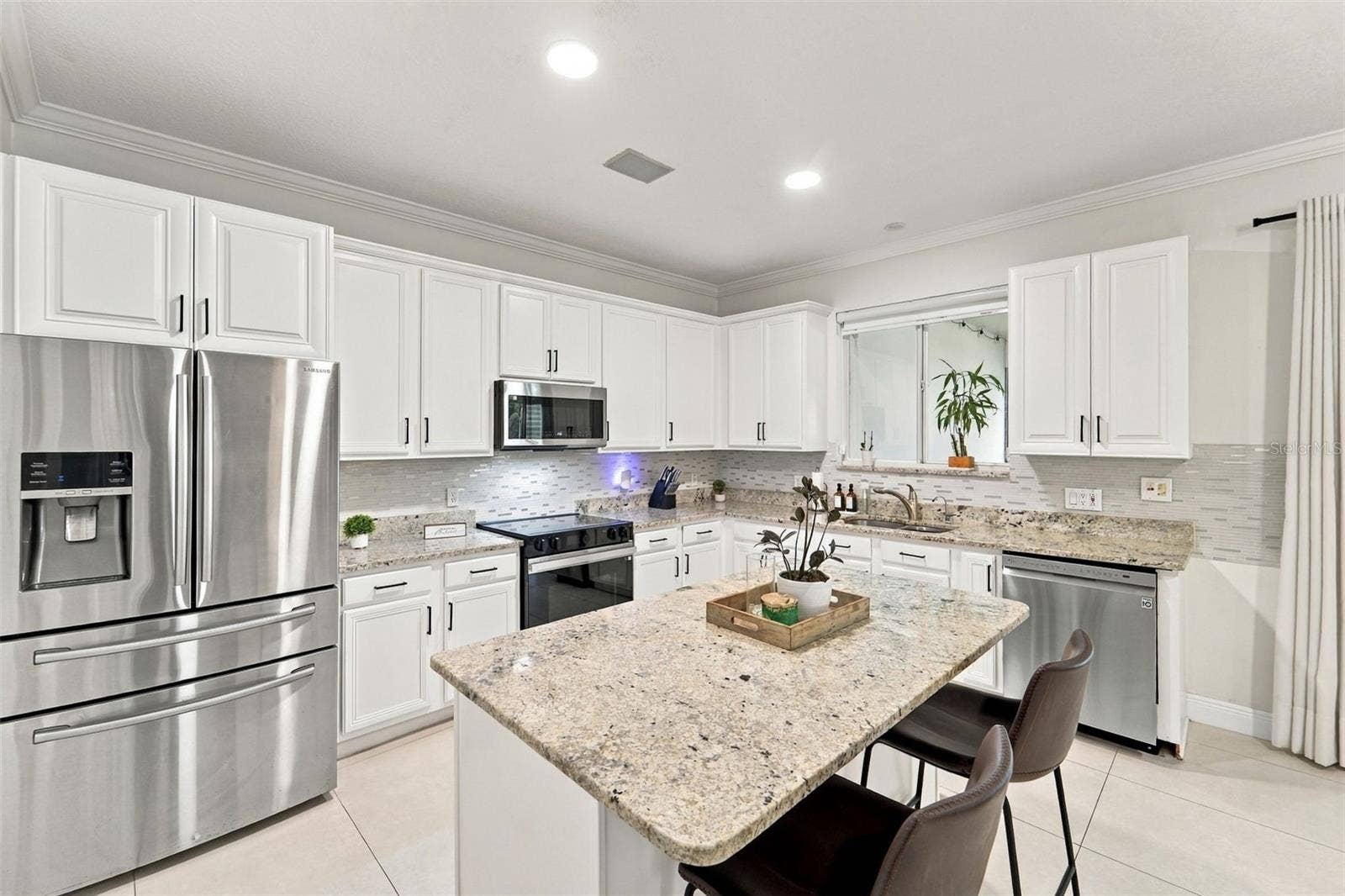 506 BERRY JAMES COURT, Kissimmee, FL 34744 506 BERRY JAMES COURT, Kissimmee, FL 34744