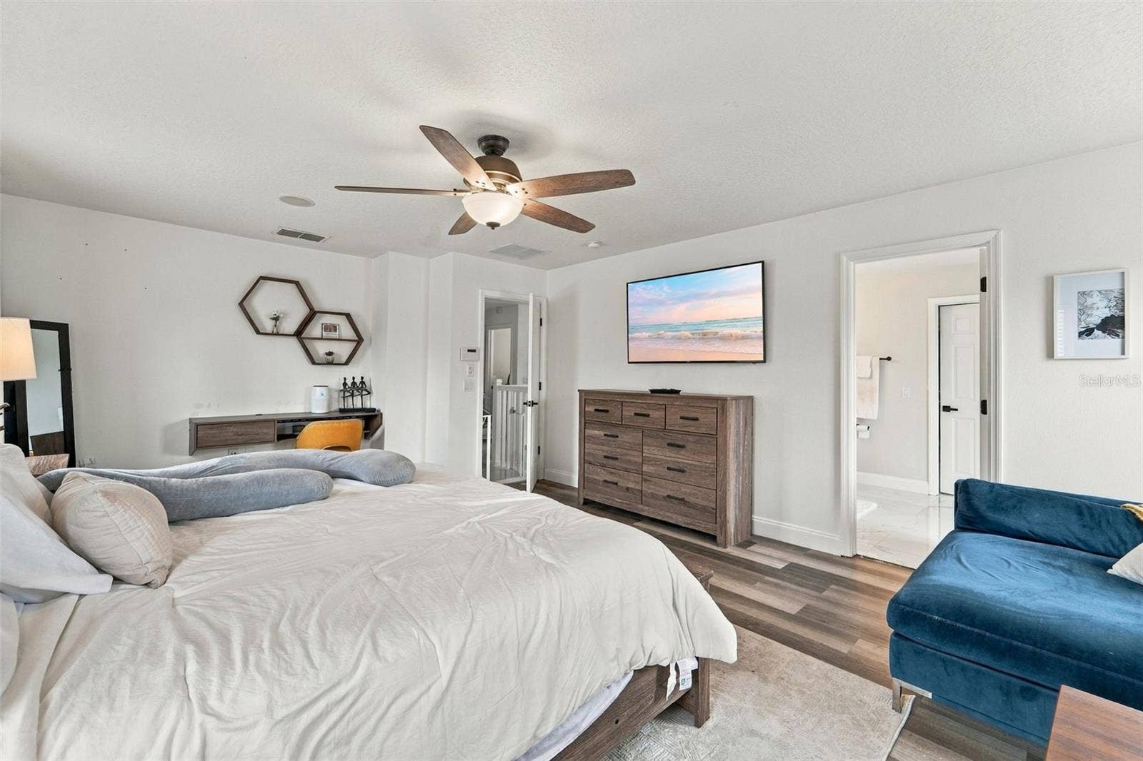 506 BERRY JAMES COURT, Kissimmee, FL 34744 506 BERRY JAMES COURT, Kissimmee, FL 34744