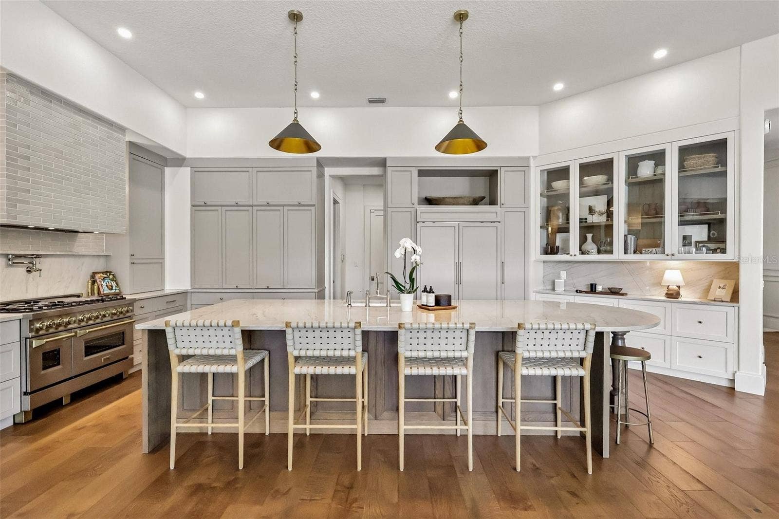 6120 GREATWATER DRIVE, Windermere, FL 34786 6120 GREATWATER DRIVE, Windermere, FL 34786