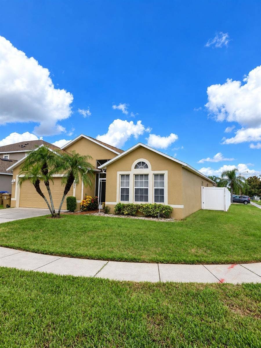 Property photo for 2580 HUNLEY LOOP, Kissimmee, FL