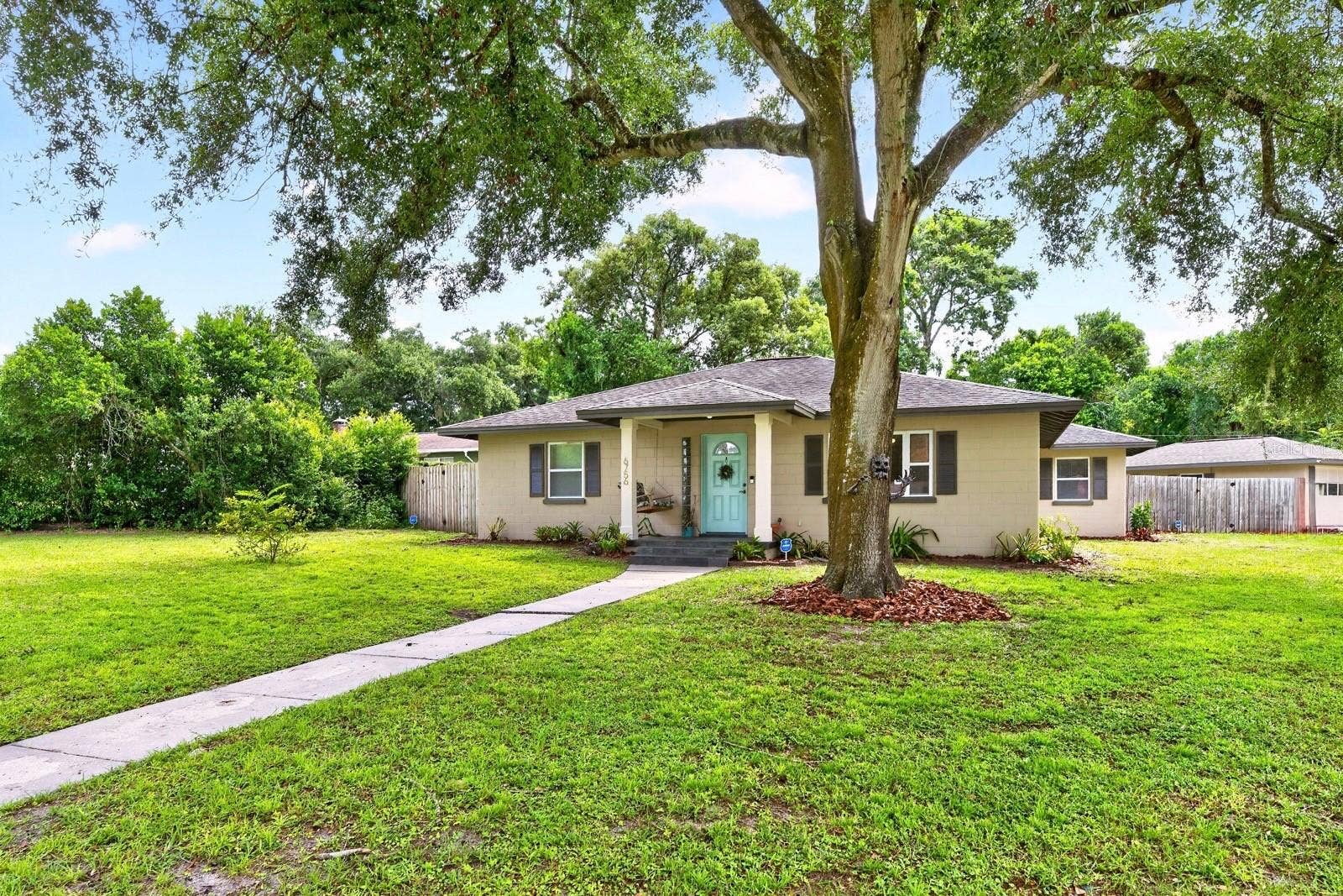 6756 OSAGE DRIVE, Mount Dora, FL 32757 Welcome home to space, style and endless possibility!
