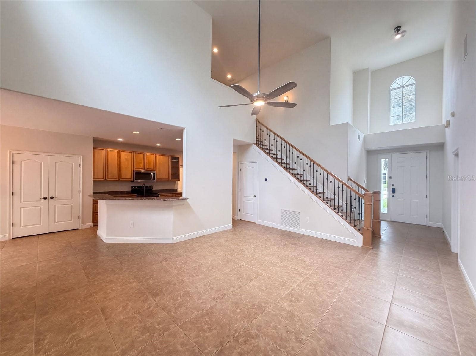 2015 RIVER CROSSING DRIVE, Valrico, FL 33596 2015 RIVER CROSSING DRIVE, Valrico, FL 33596
