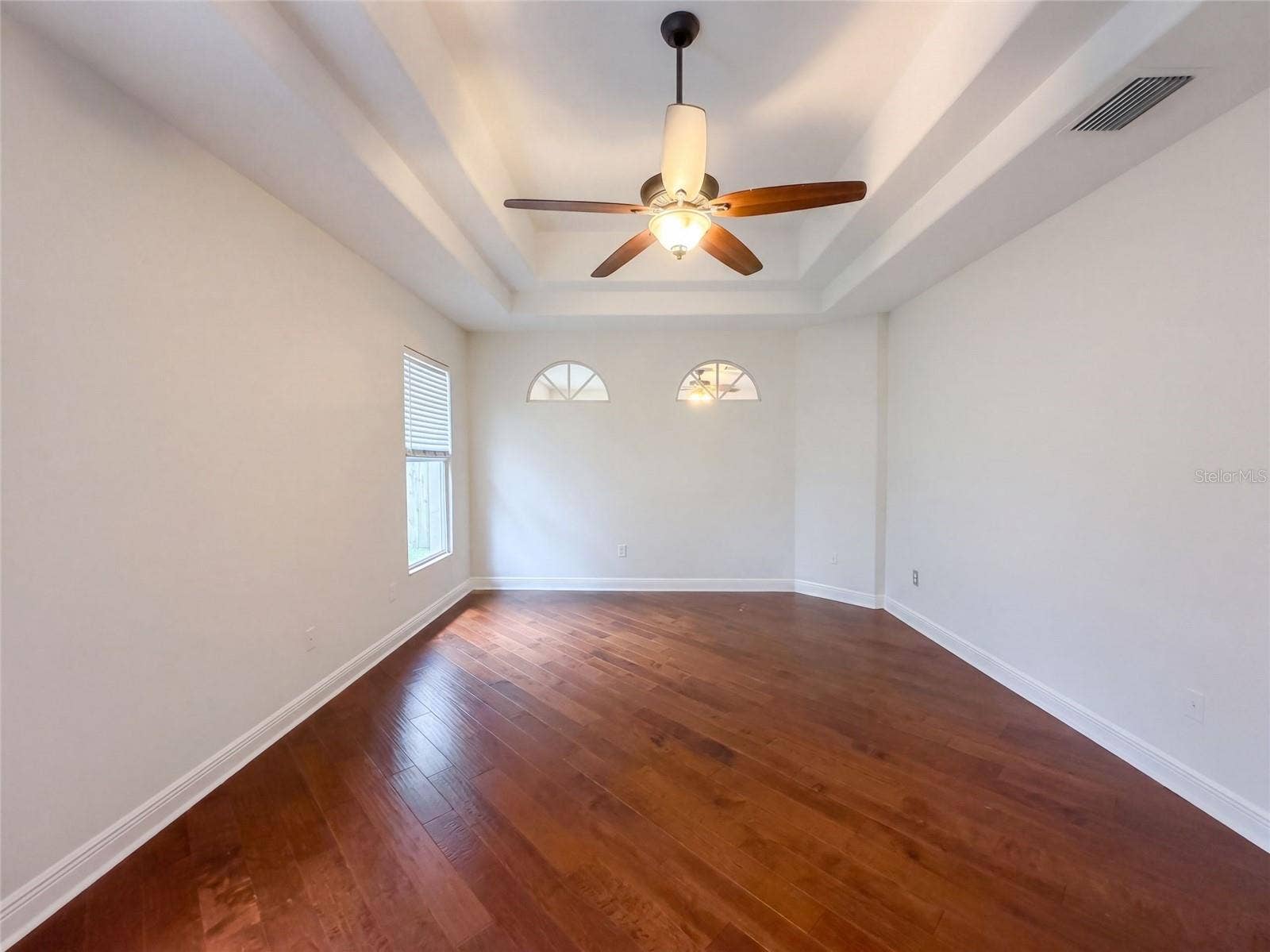 2015 RIVER CROSSING DRIVE, Valrico, FL 33596 2015 RIVER CROSSING DRIVE, Valrico, FL 33596
