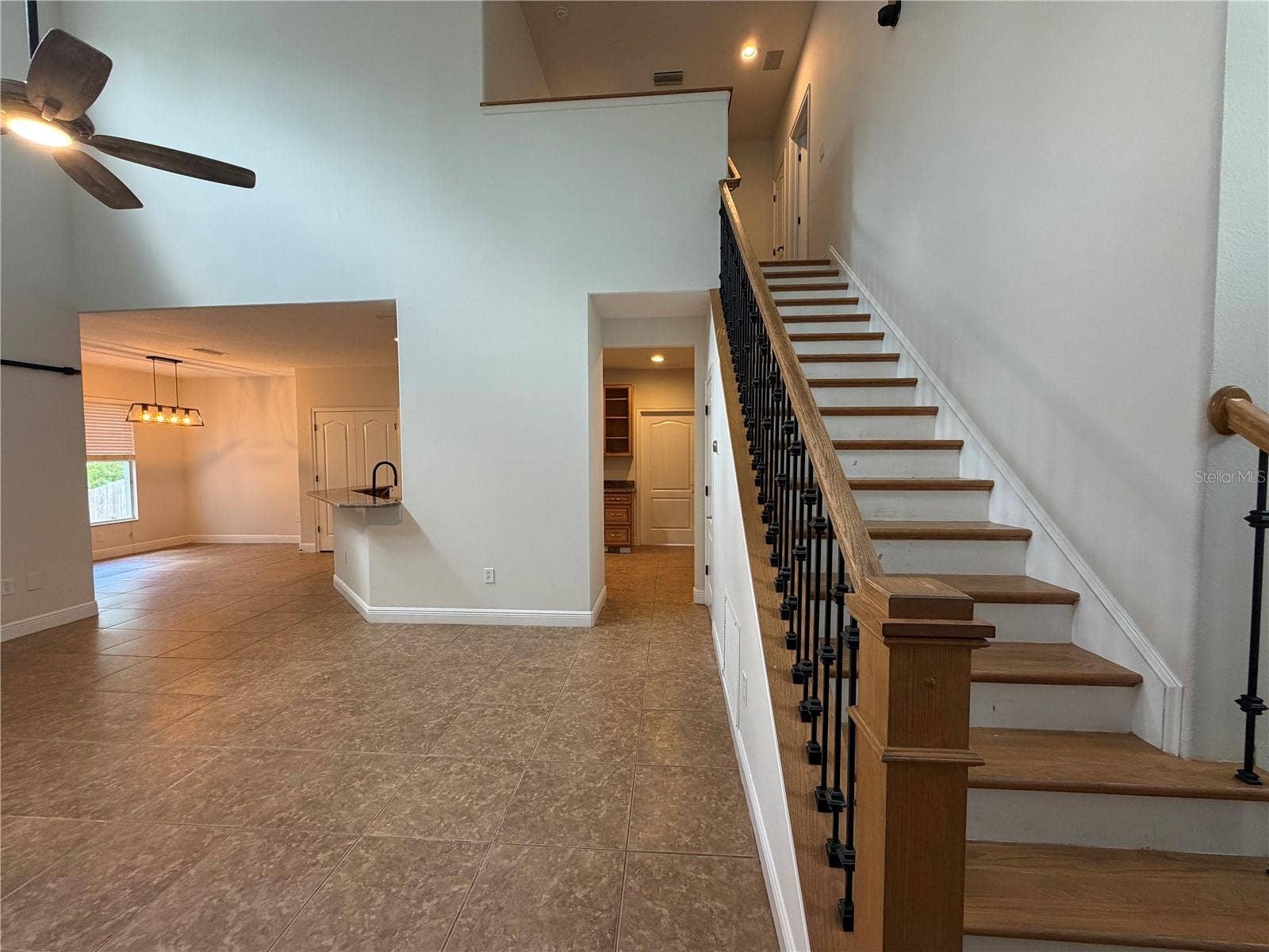 2015 RIVER CROSSING DRIVE, Valrico, FL 33596 2015 RIVER CROSSING DRIVE, Valrico, FL 33596