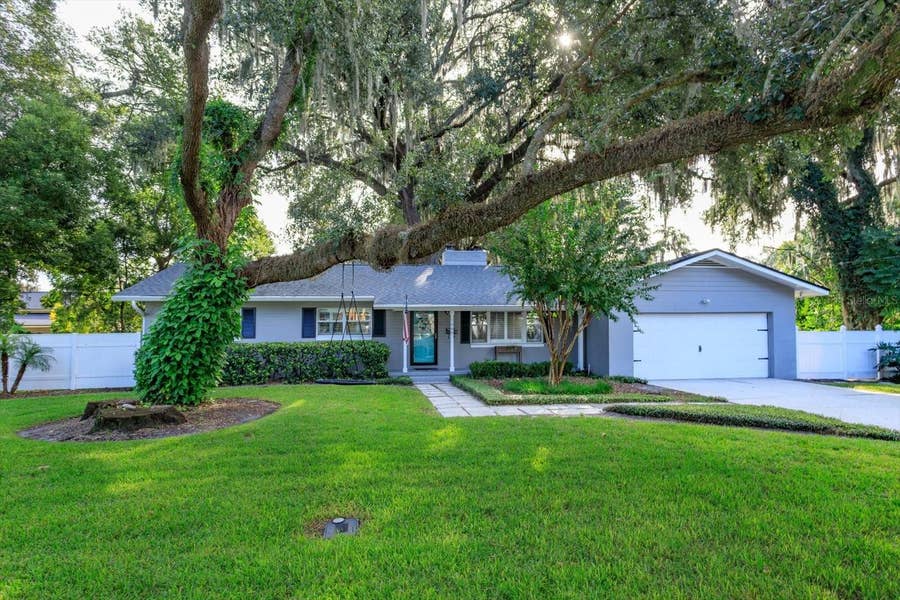 Property photo for 1060 GREGORY DRIVE, Maitland, FL
