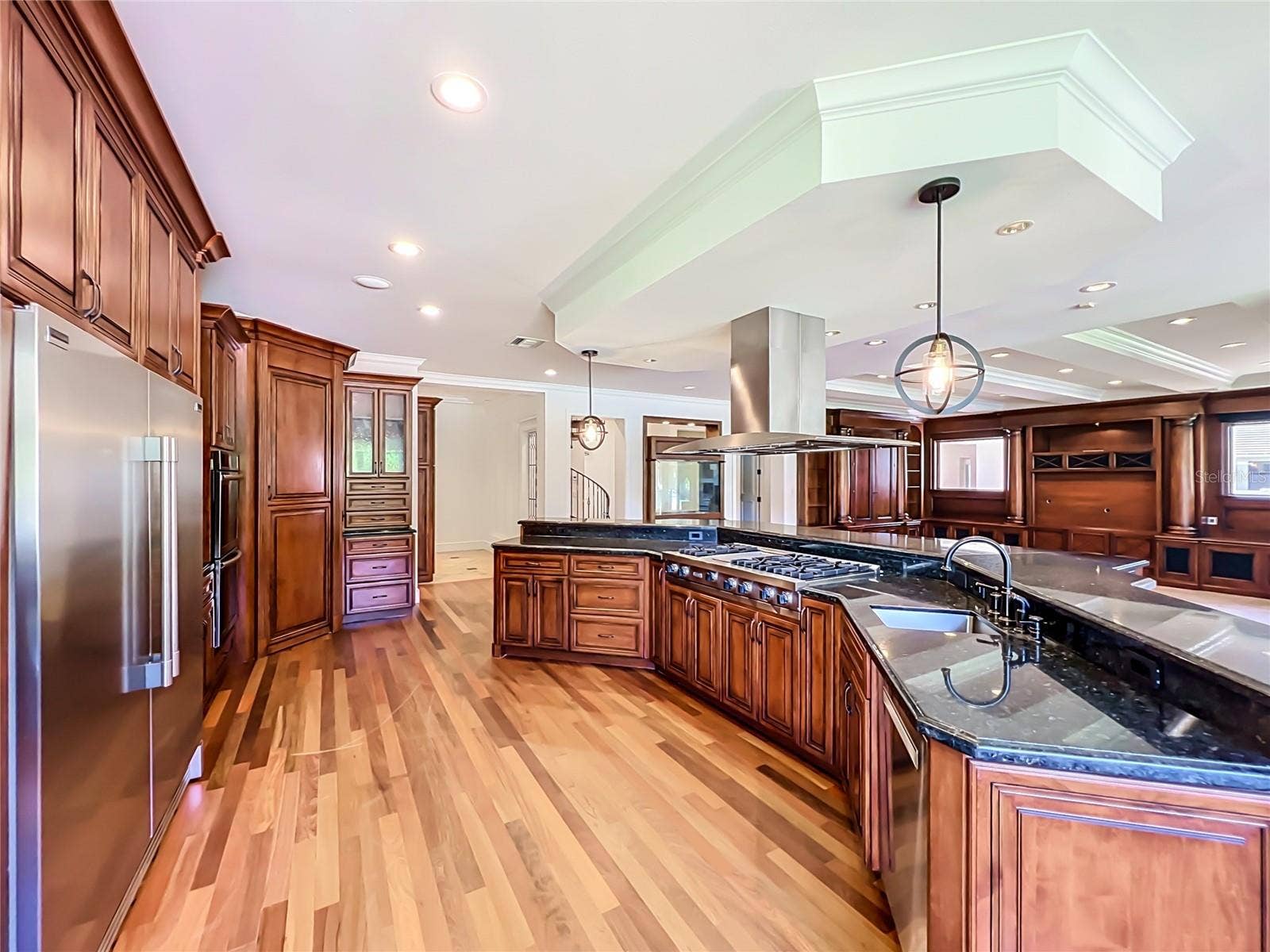 2405 ALAQUA DRIVE, Longwood, FL 32779 2405 ALAQUA DRIVE, Longwood, FL 32779