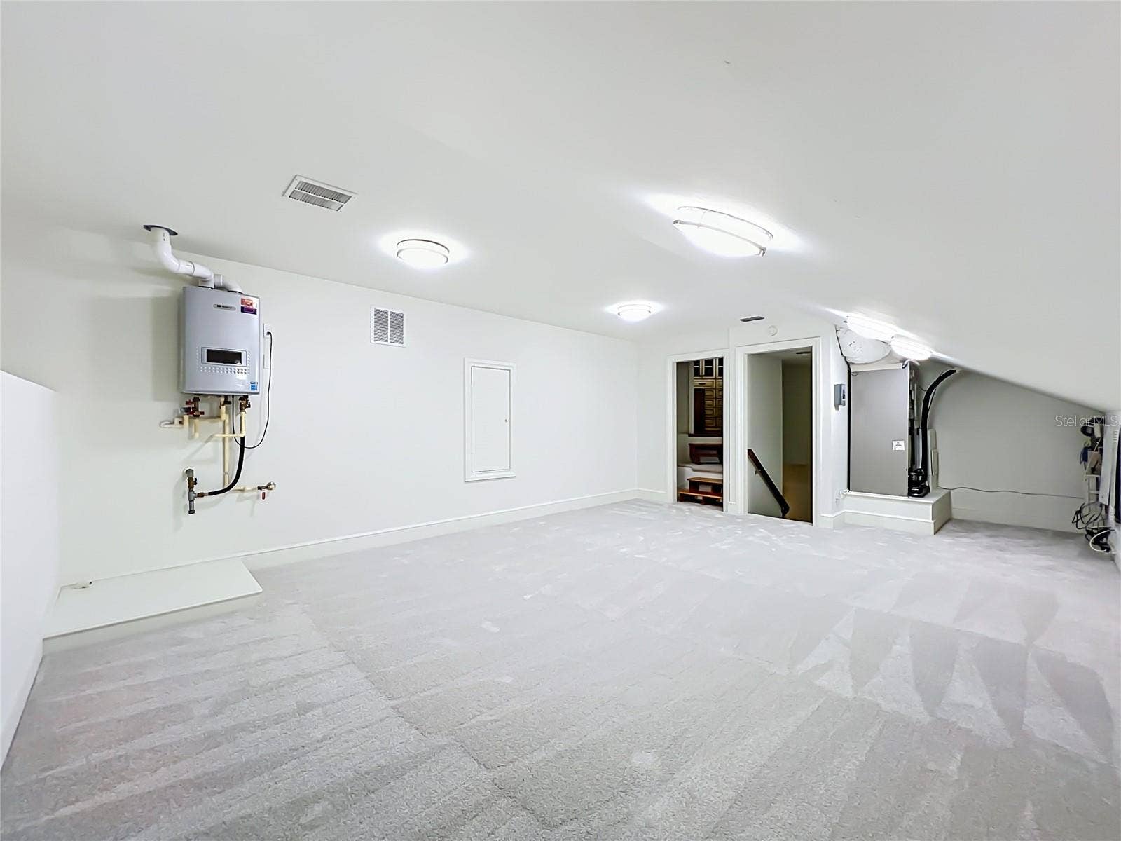 2405 ALAQUA DRIVE, Longwood, FL 32779 primary suite hidden room