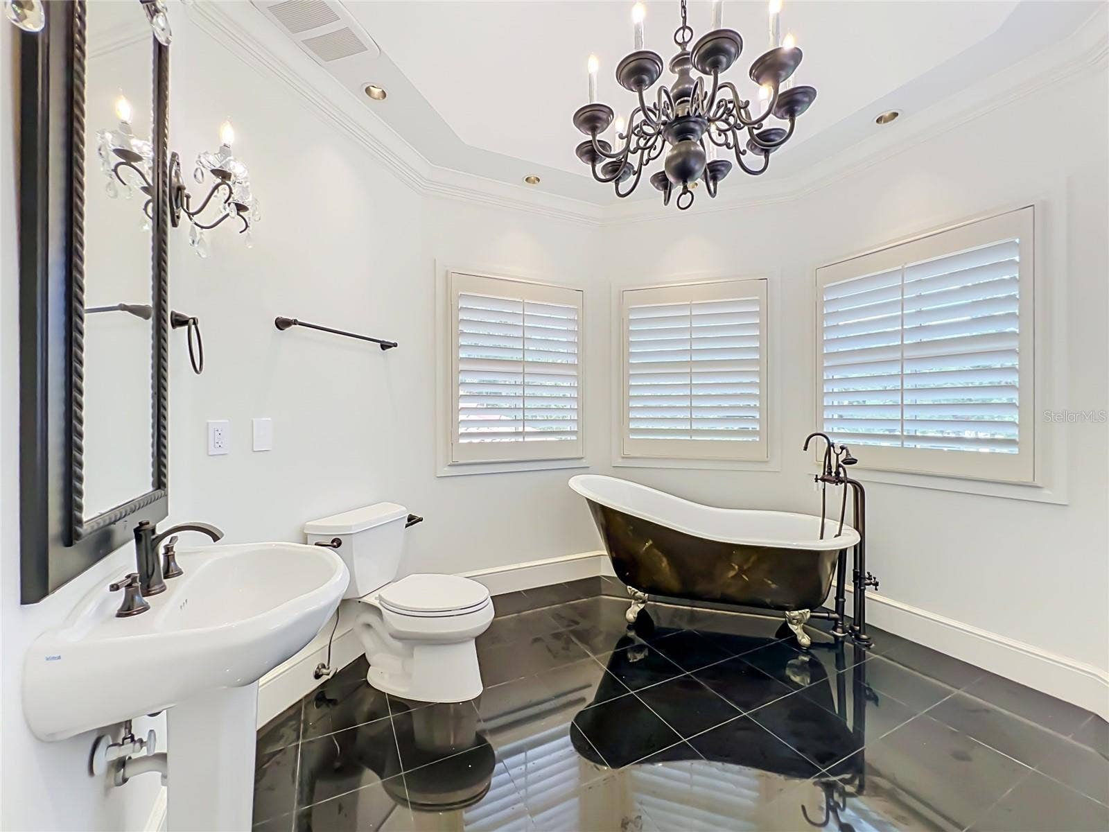 2405 ALAQUA DRIVE, Longwood, FL 32779 2405 ALAQUA DRIVE, Longwood, FL 32779