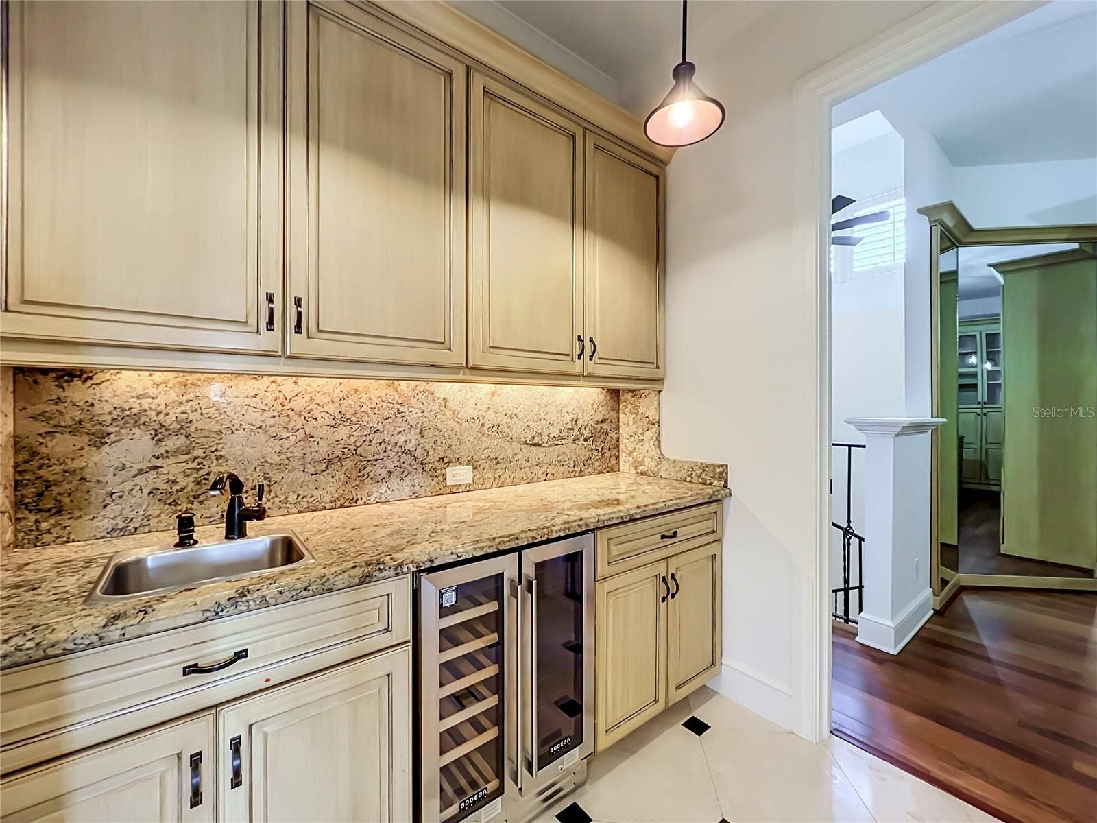 2405 ALAQUA DRIVE, Longwood, FL 32779 primary suite