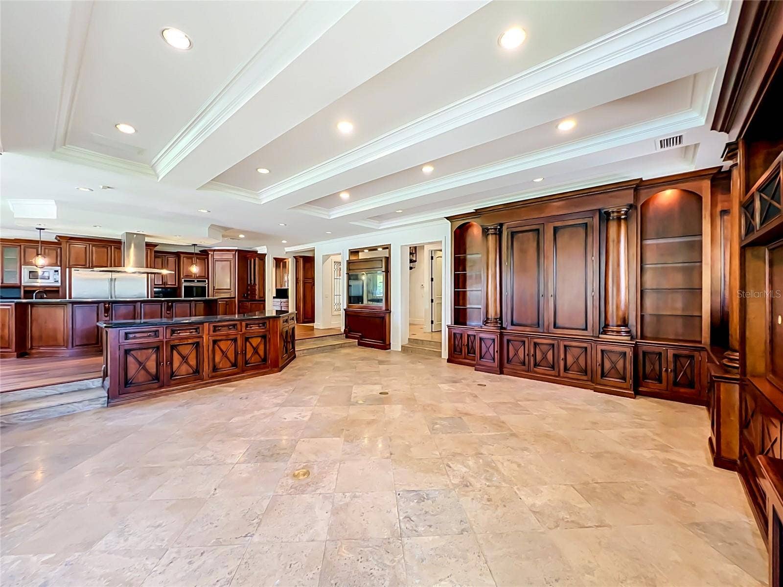 2405 ALAQUA DRIVE, Longwood, FL 32779 2405 ALAQUA DRIVE, Longwood, FL 32779