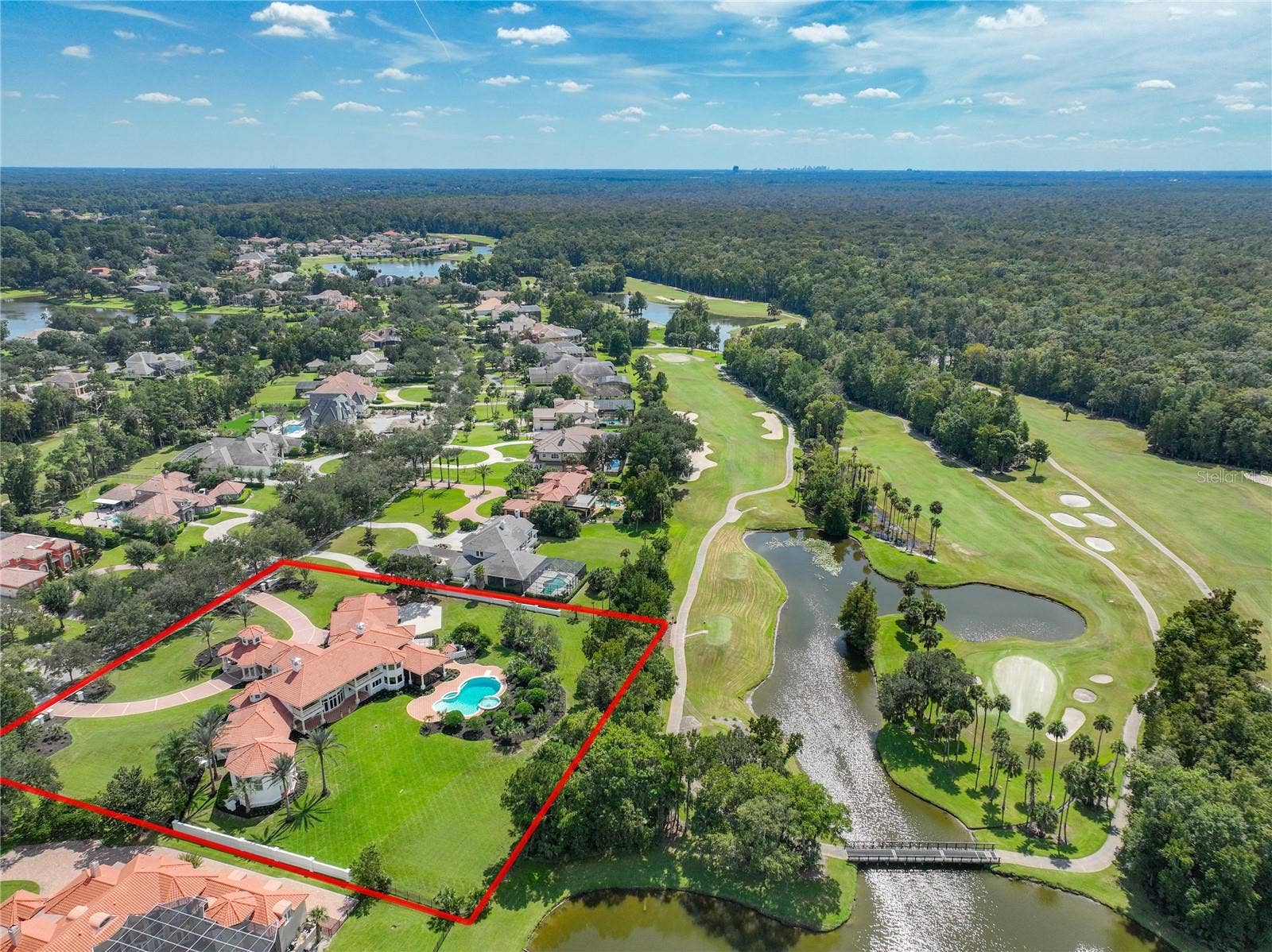 2405 ALAQUA DRIVE, Longwood, FL 32779 NOT A SURVEY: approximate boundary for discussion purposes only.