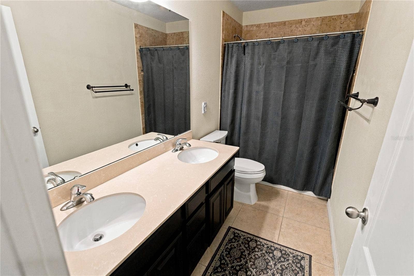 6049 FENDER COURT, Orlando, FL 32837 6049 FENDER COURT, Orlando, FL 32837