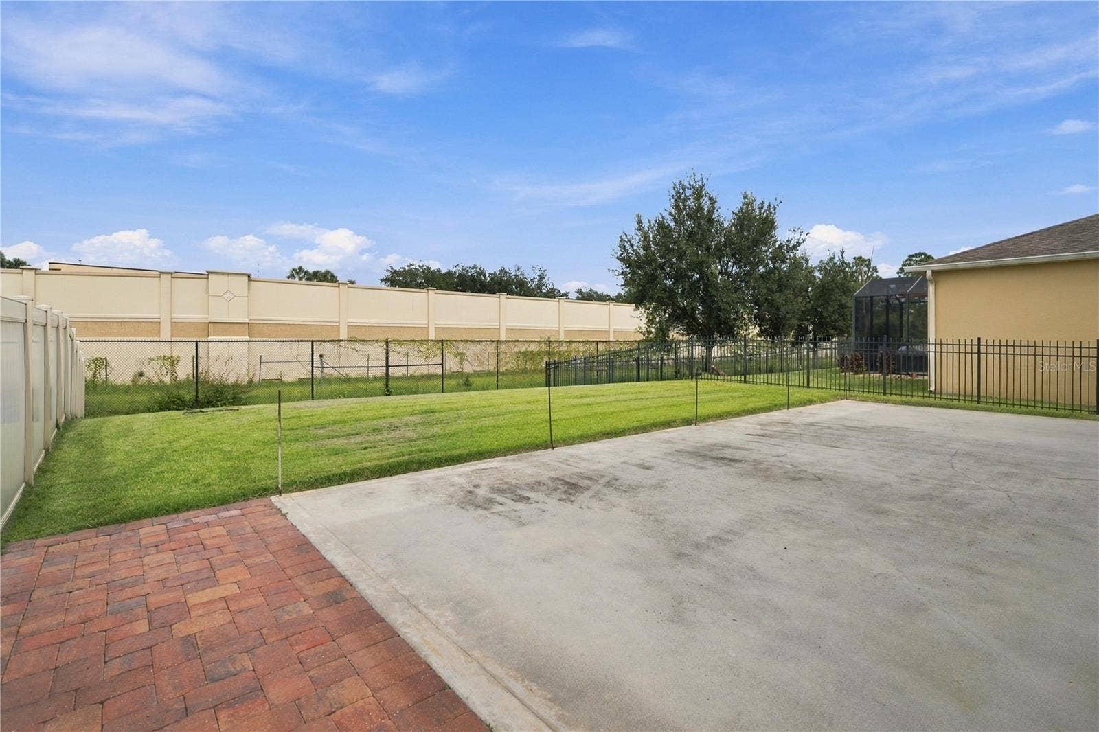 6049 FENDER COURT, Orlando, FL 32837 6049 FENDER COURT, Orlando, FL 32837