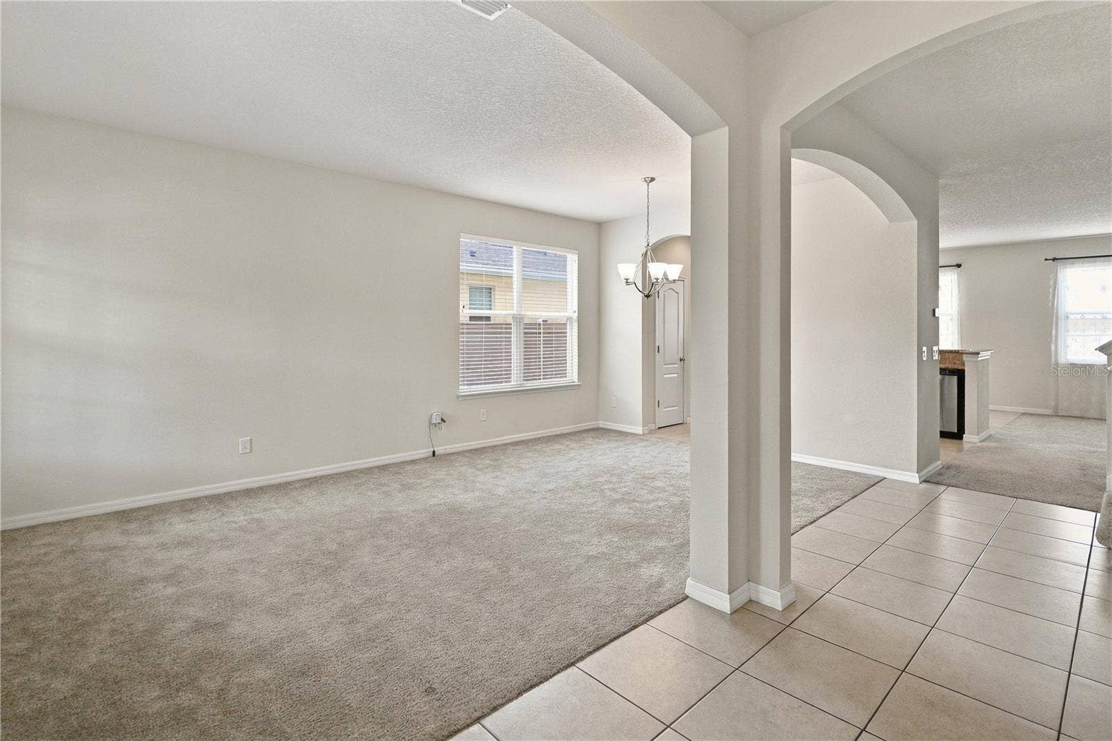 6049 FENDER COURT, Orlando, FL 32837 6049 FENDER COURT, Orlando, FL 32837