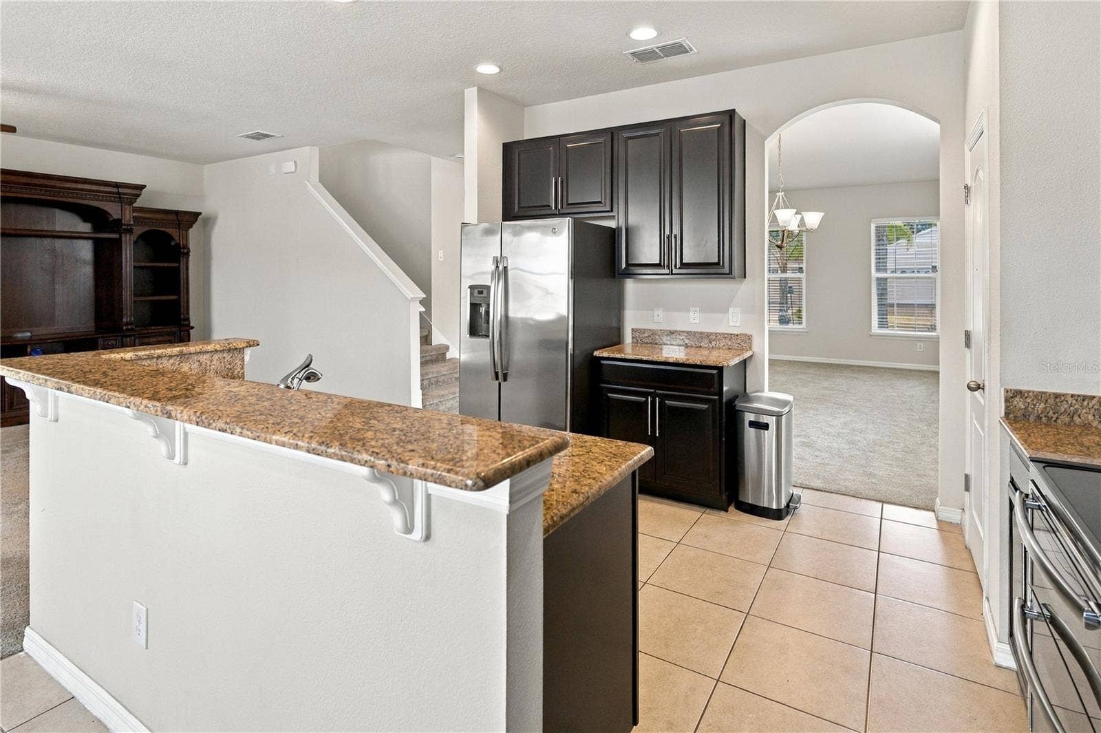 6049 FENDER COURT, Orlando, FL 32837 6049 FENDER COURT, Orlando, FL 32837