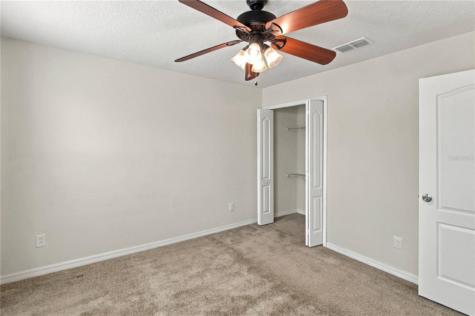 6049 FENDER COURT, Orlando, FL 32837 6049 FENDER COURT, Orlando, FL 32837