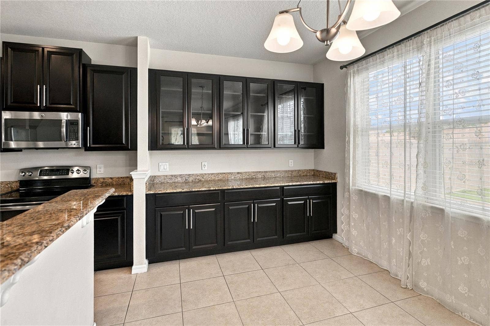 6049 FENDER COURT, Orlando, FL 32837 6049 FENDER COURT, Orlando, FL 32837