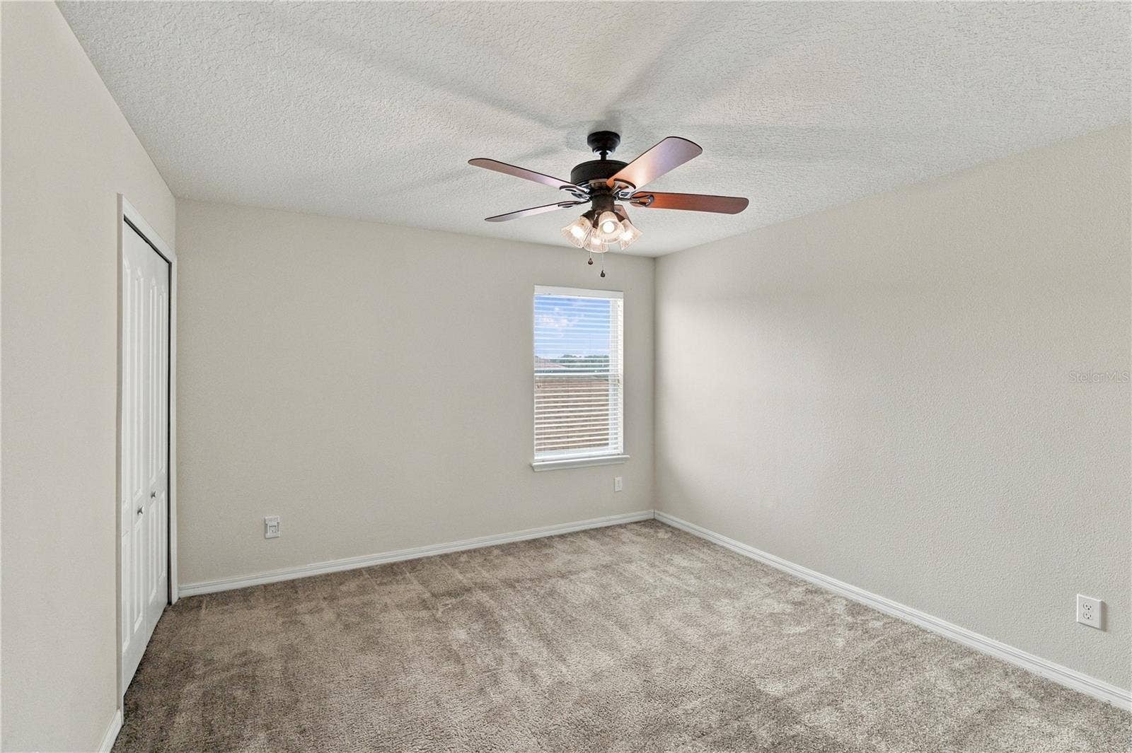 6049 FENDER COURT, Orlando, FL 32837 6049 FENDER COURT, Orlando, FL 32837