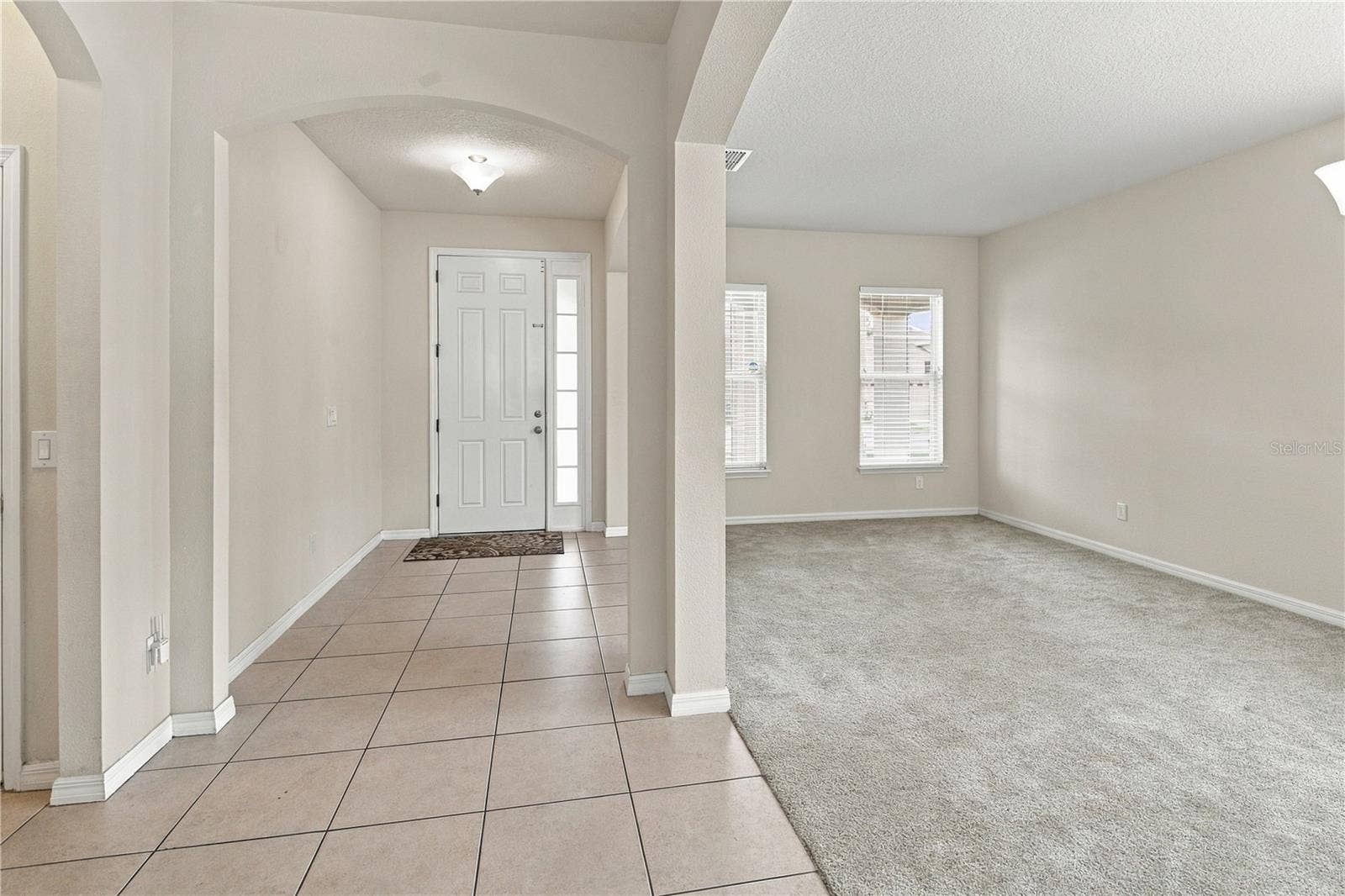 6049 FENDER COURT, Orlando, FL 32837 6049 FENDER COURT, Orlando, FL 32837