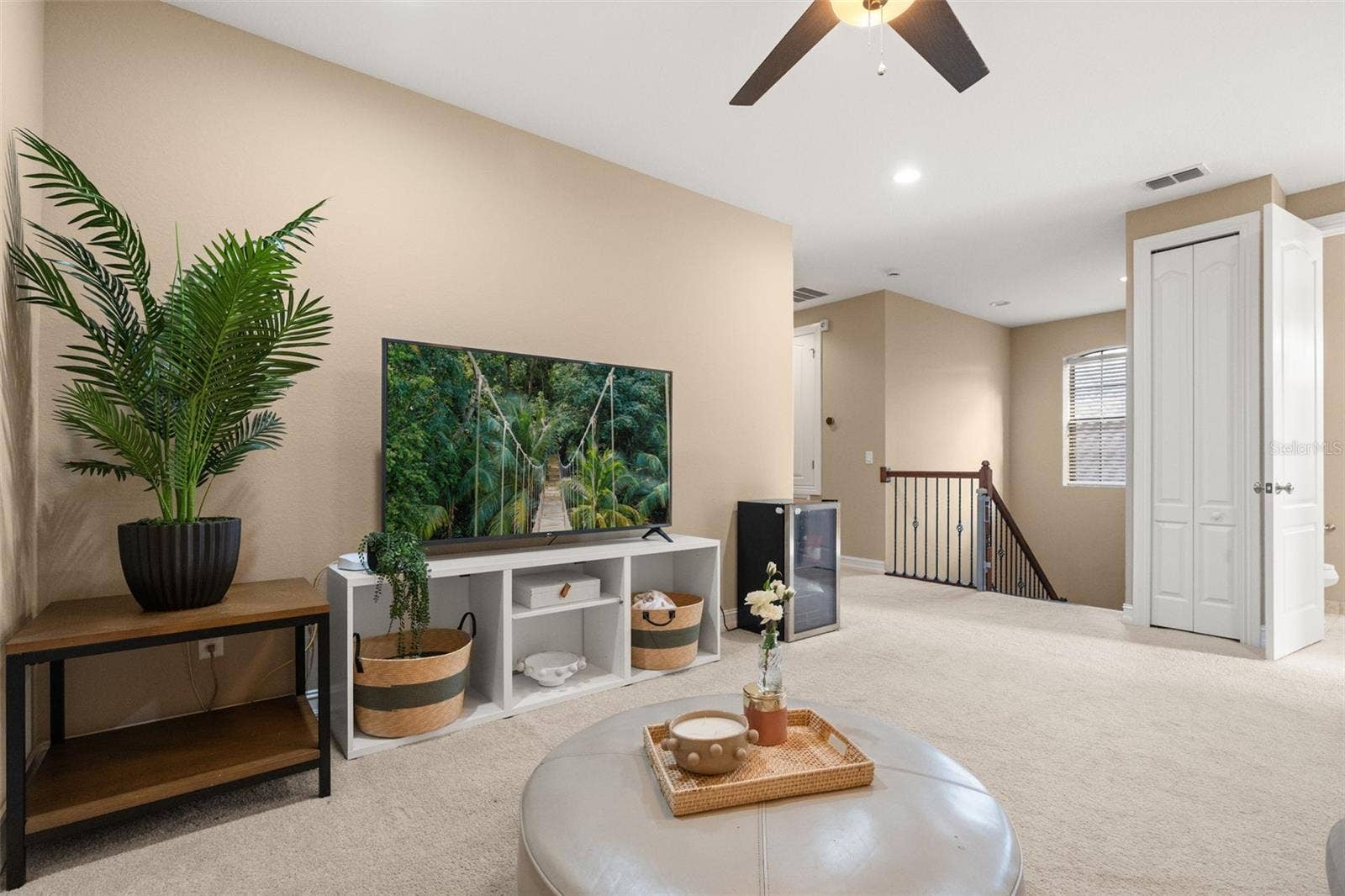1260 BELLA VISTA CIRCLE, Longwood, FL 32779 Upstairs loft in the middle of the 4 upstairs bedrooms