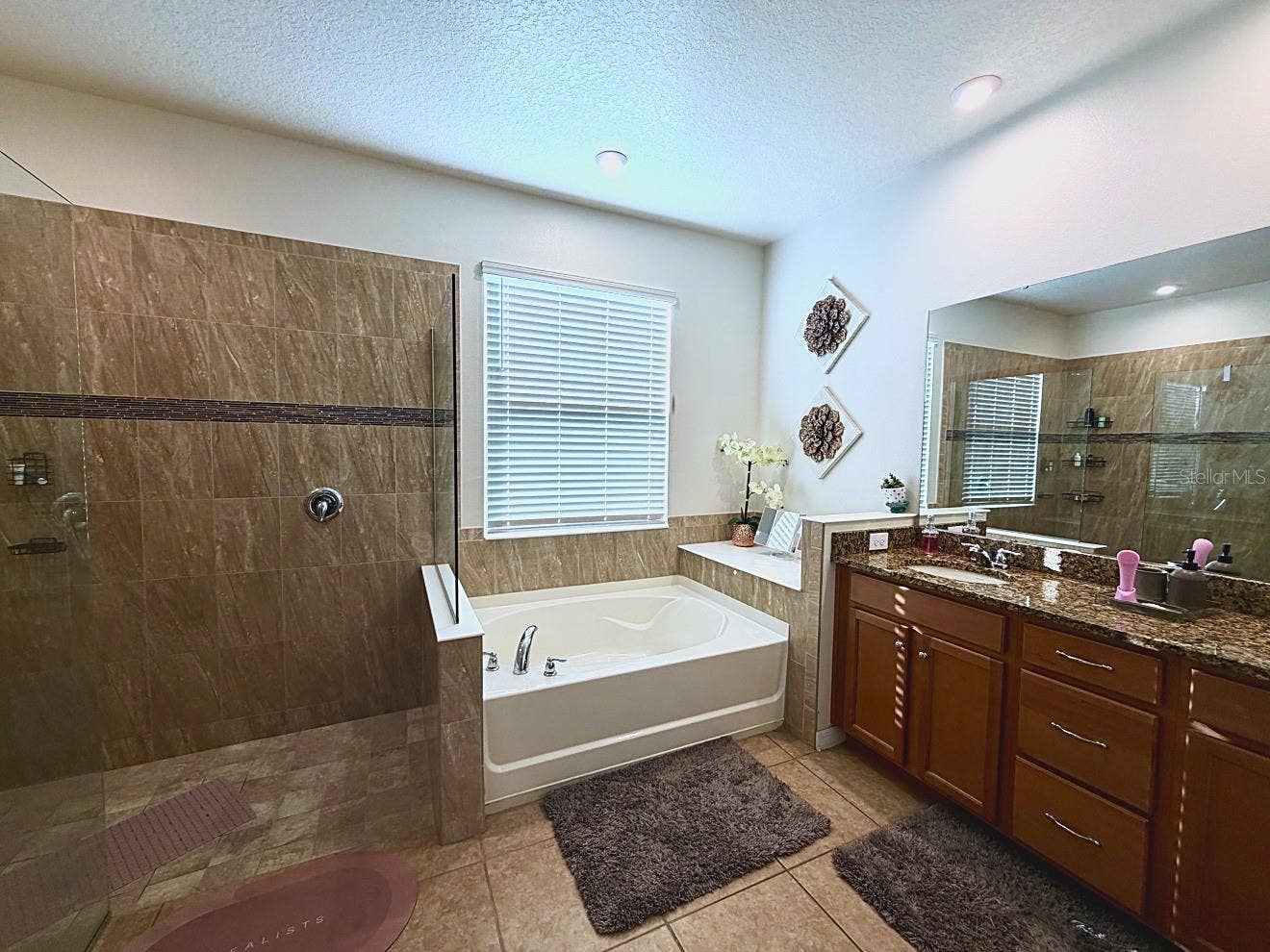 2121 AVIAN LOOP, Kissimmee, FL 34741