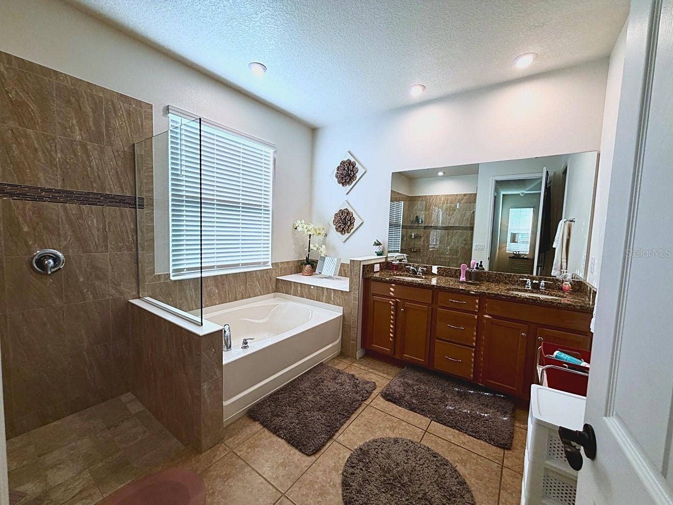 2121 AVIAN LOOP, Kissimmee, FL 34741