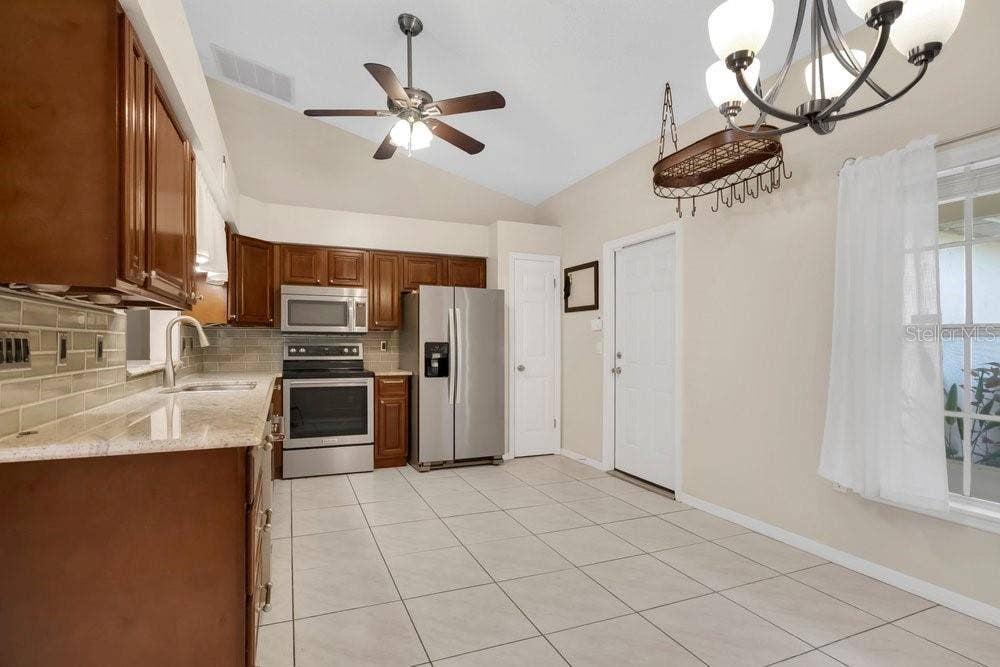 204 HARBOR DRIVE, Winter Garden, FL 34787