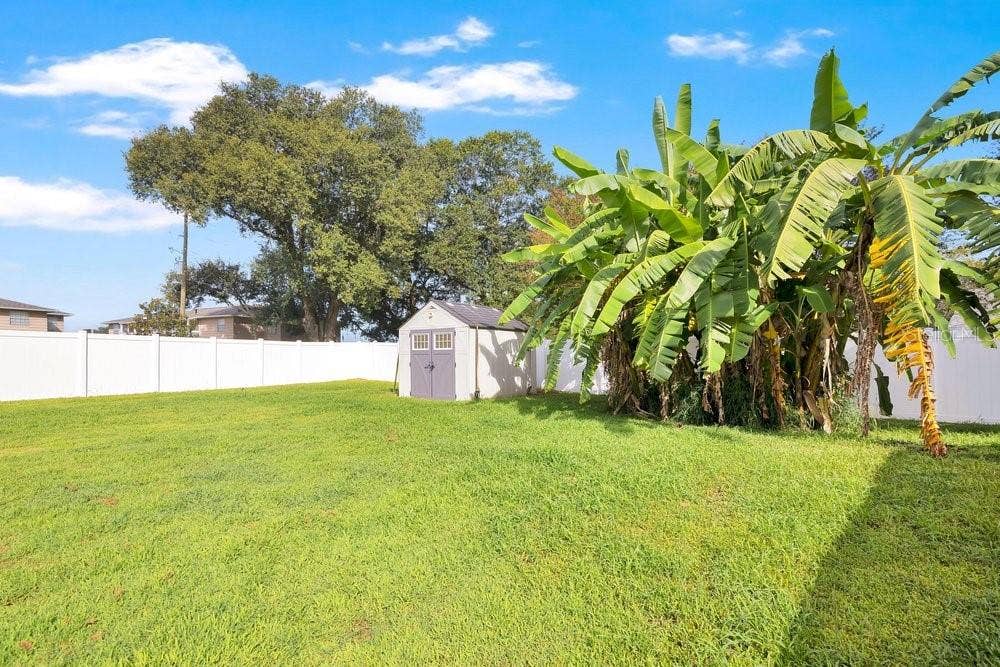 204 HARBOR DRIVE, Winter Garden, FL 34787