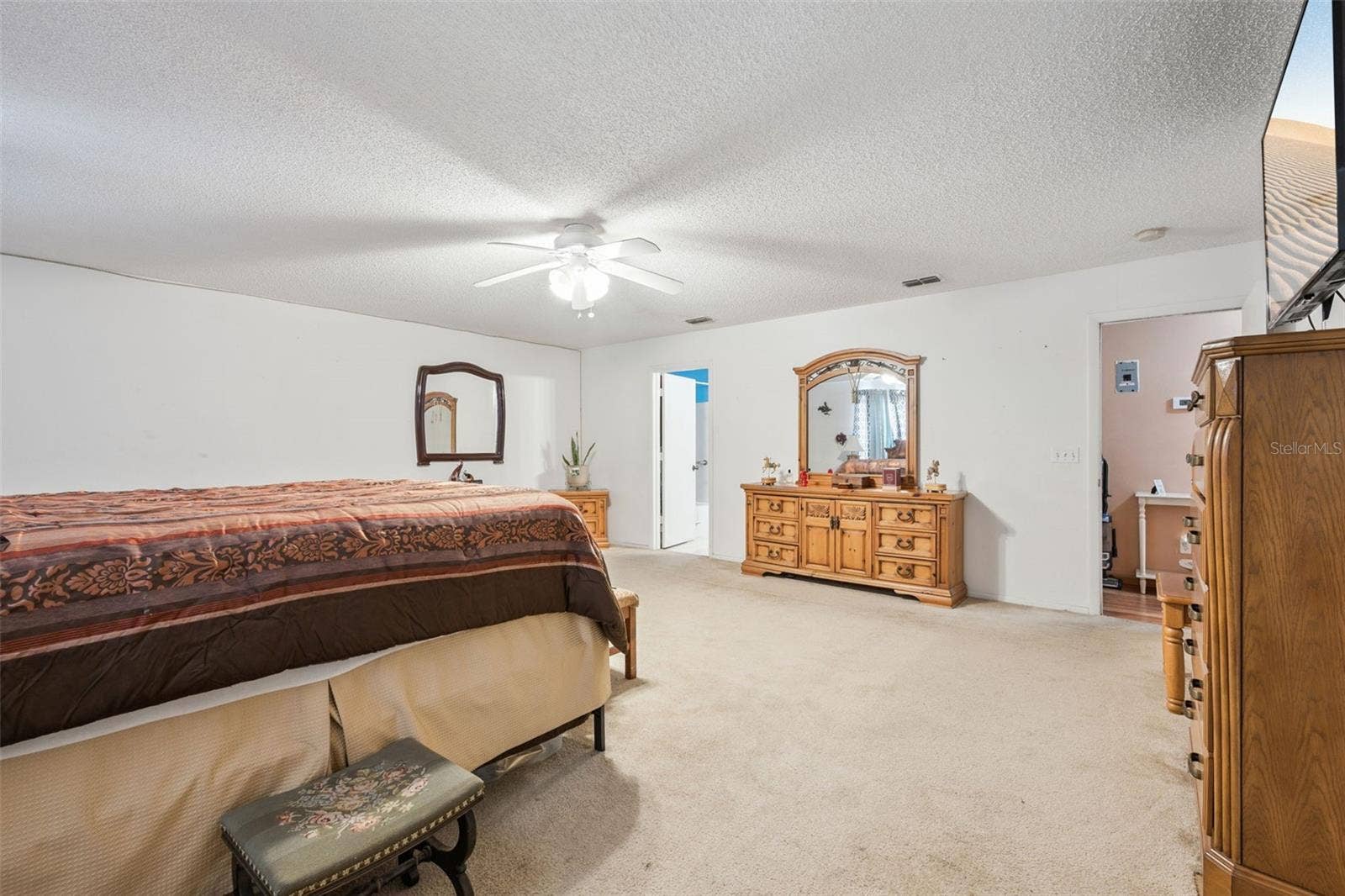 1134 KEMPTON CHASE PARKWAY, Orlando, FL 32837 1134 KEMPTON CHASE PARKWAY, Orlando, FL 32837