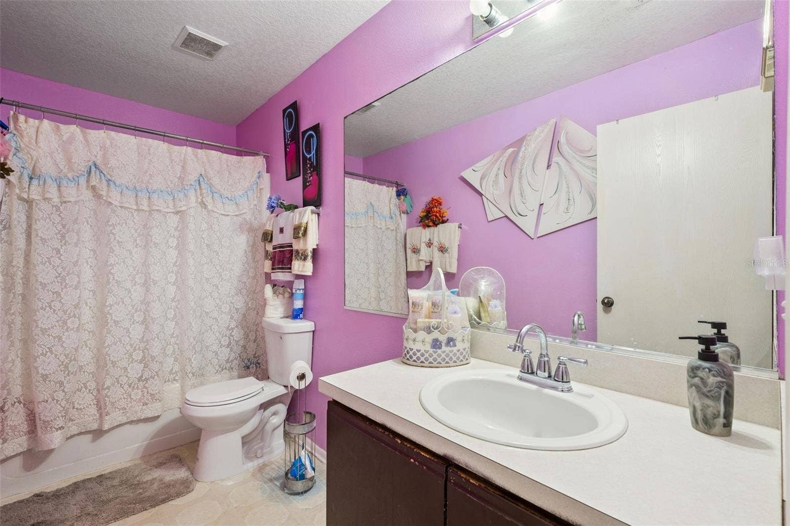1134 KEMPTON CHASE PARKWAY, Orlando, FL 32837 1134 KEMPTON CHASE PARKWAY, Orlando, FL 32837