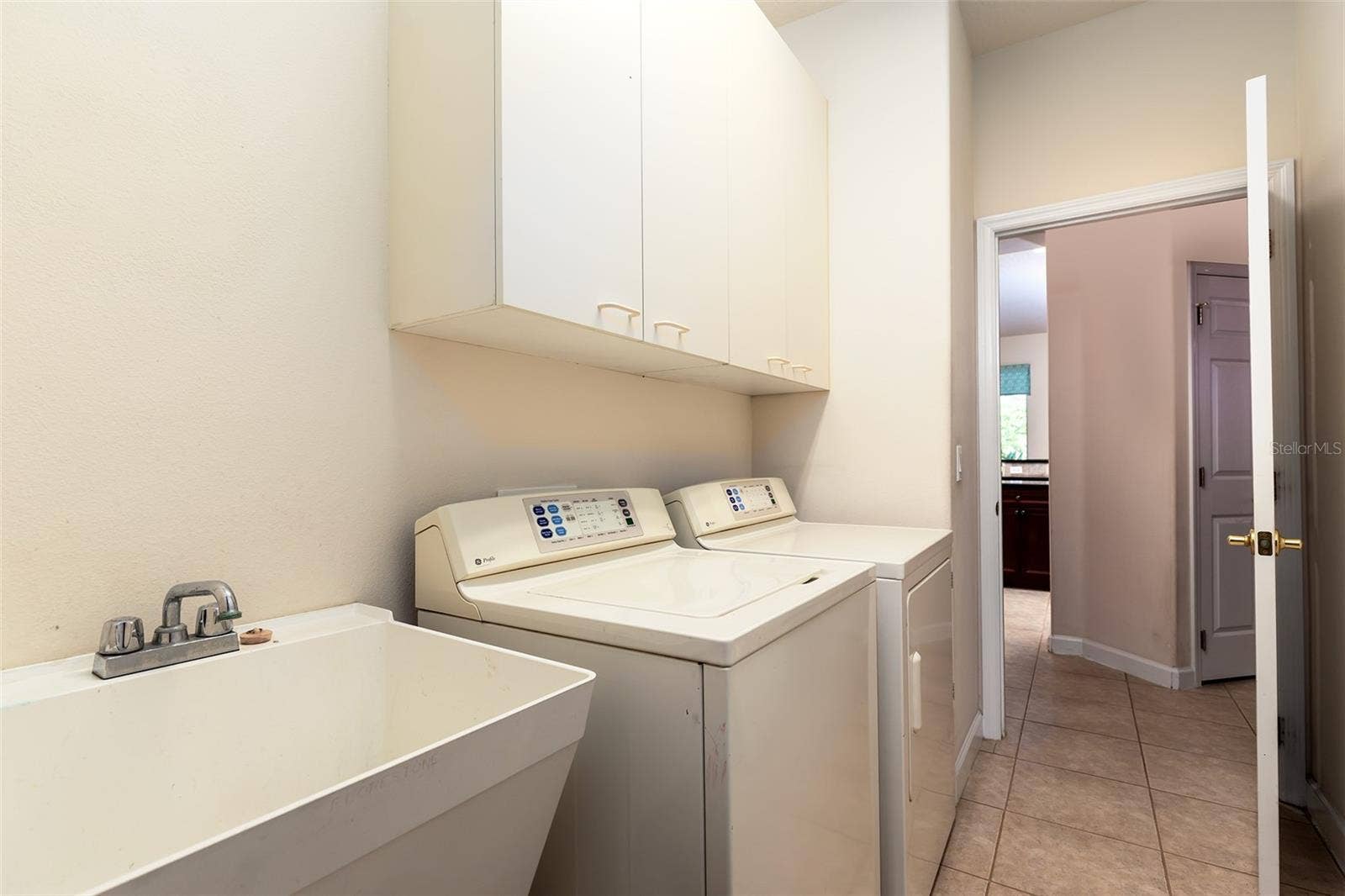 11727 DELWICK DRIVE, Windermere, FL 34786 Laundry Room