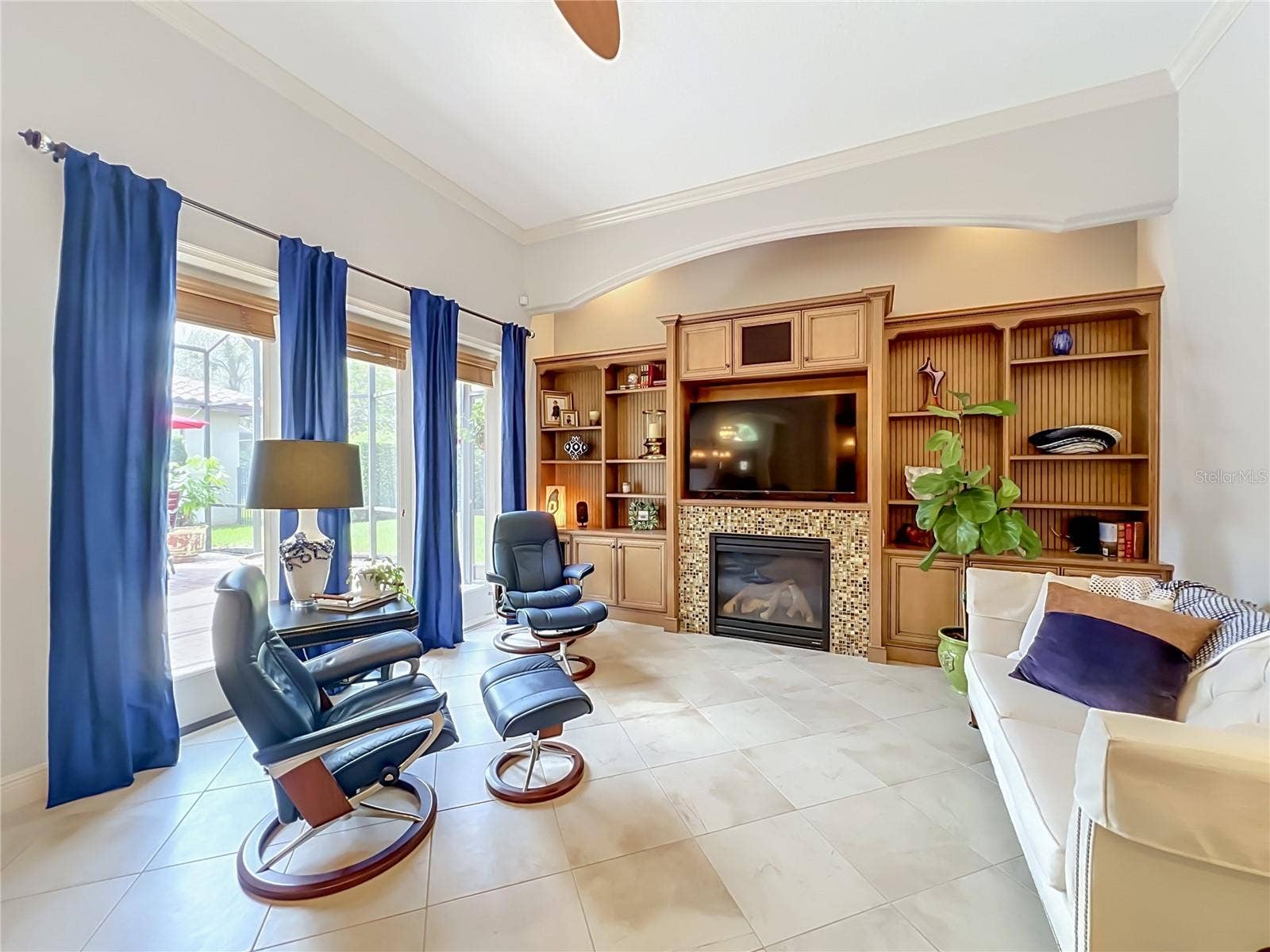 7456 POINTE VENEZIA DRIVE, Orlando, FL 32836 Family room