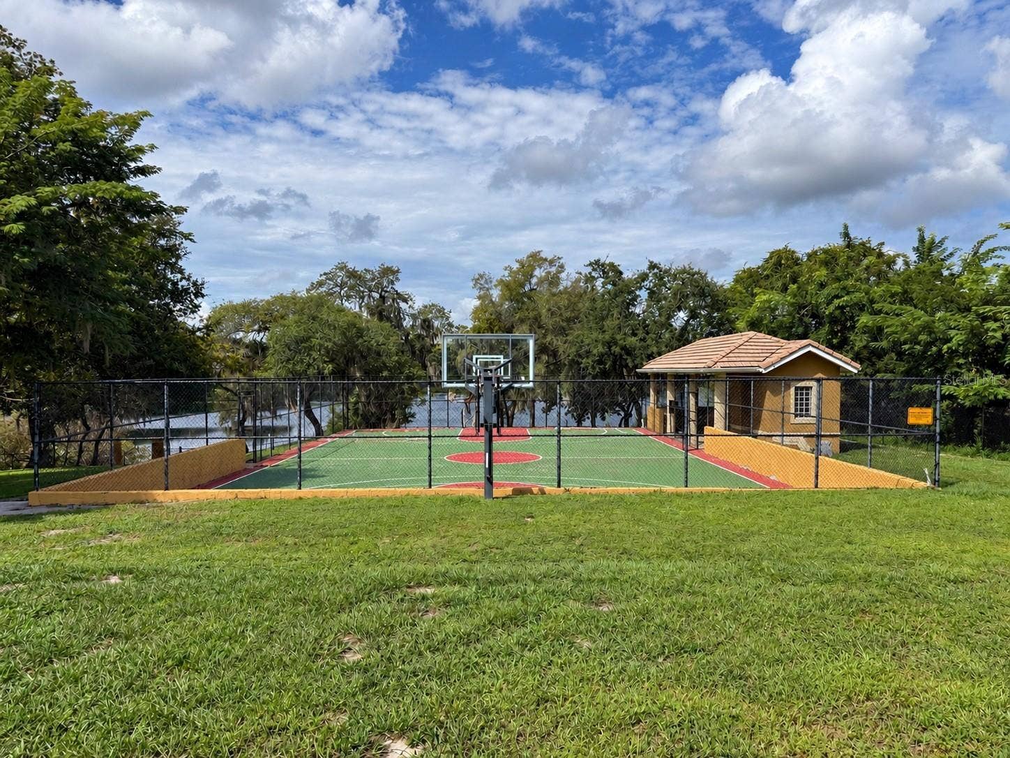 4200 & 4210 S HIAWASSEE ROAD, Orlando, FL 32835 4200 & 4210 S HIAWASSEE ROAD, Orlando, FL 32835