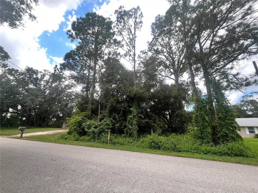 Property photo for 33305 GRAND PRIX DRIVE, Sebring, FL