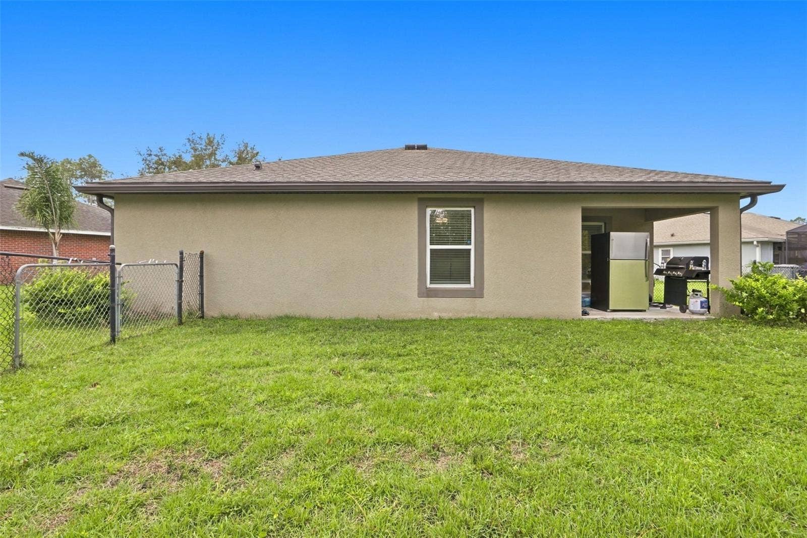 71 ROYAL OAK DRIVE, Palm Coast, FL 32164 71 ROYAL OAK DRIVE, Palm Coast, FL 32164