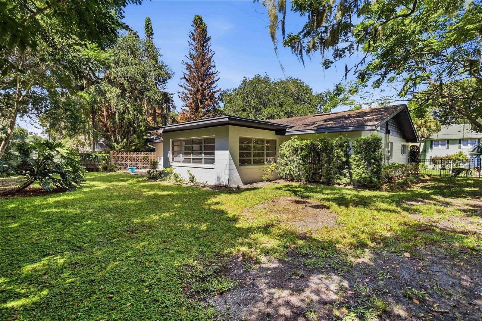804 GREENWOOD STREET, Orlando, FL 32801 804 GREENWOOD STREET, Orlando, FL 32801