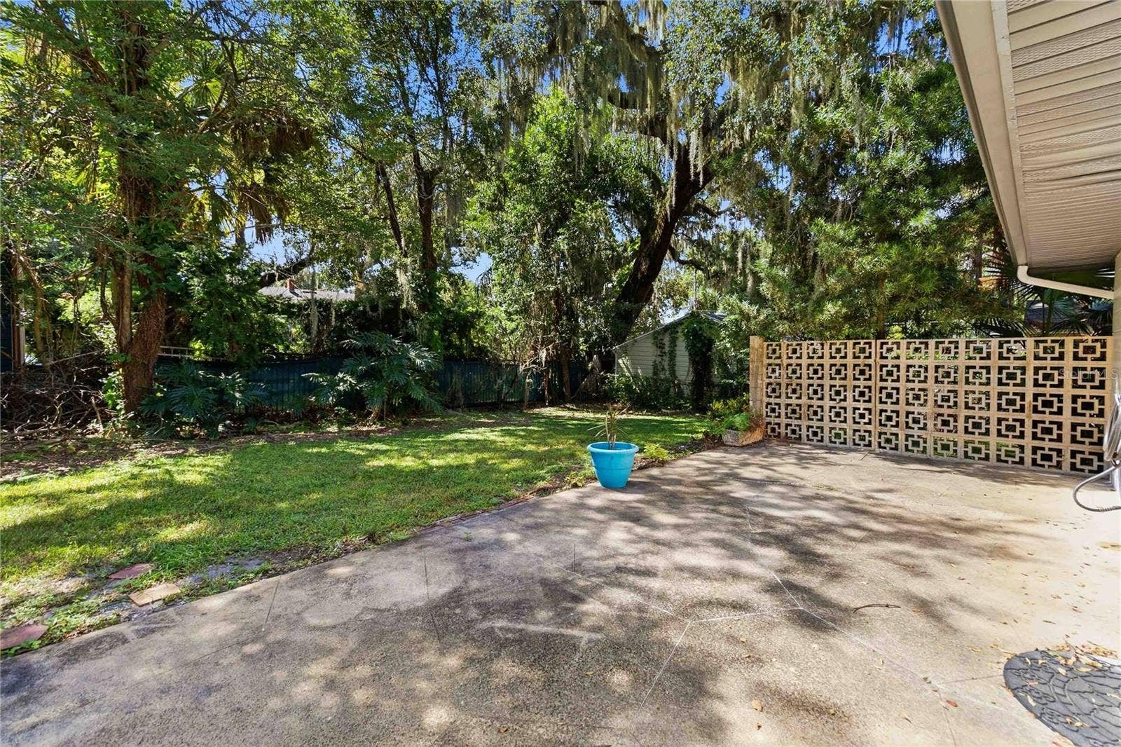 804 GREENWOOD STREET, Orlando, FL 32801 804 GREENWOOD STREET, Orlando, FL 32801