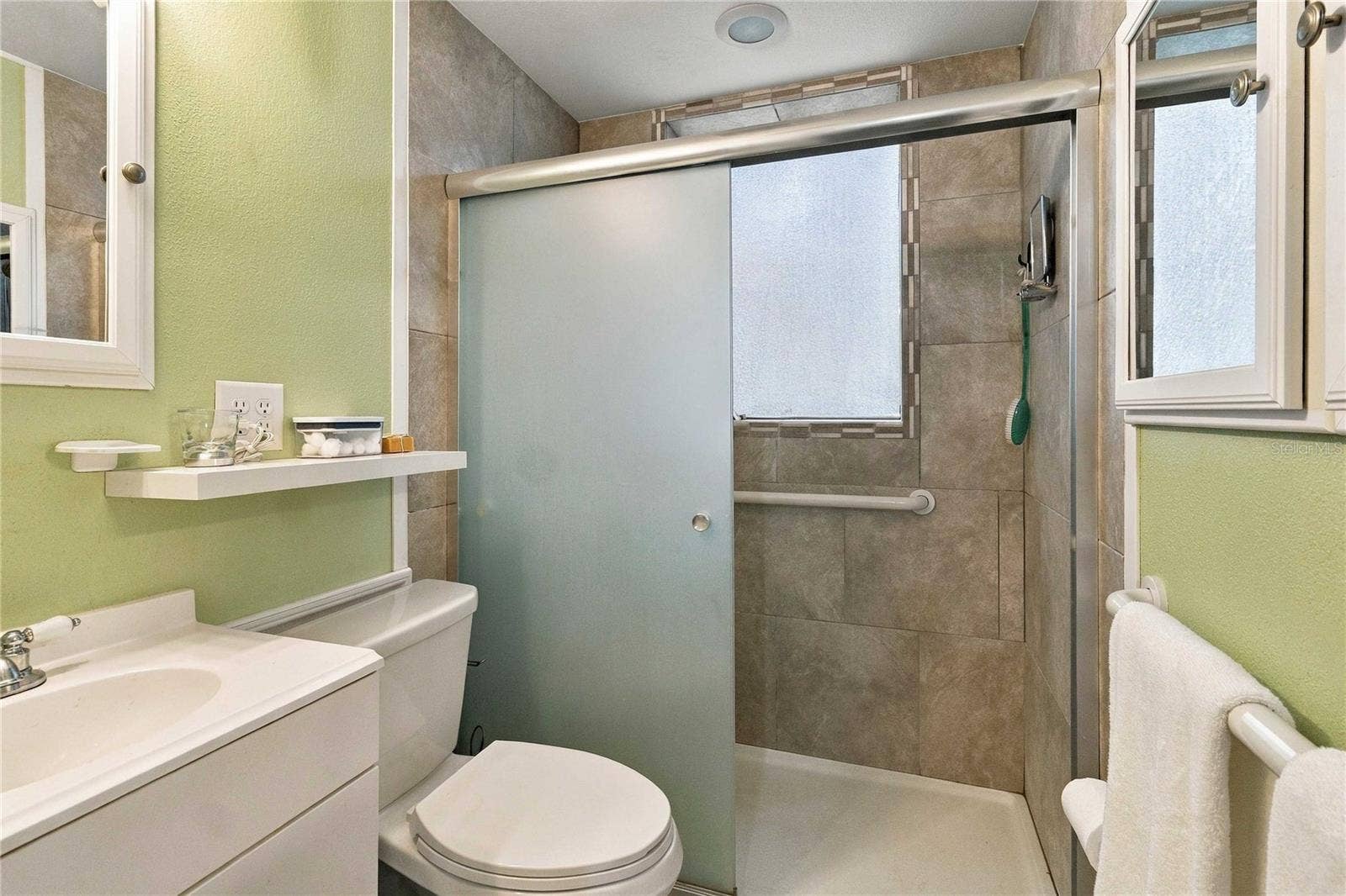 625 GATLIN AVENUE, Orlando, FL 32806