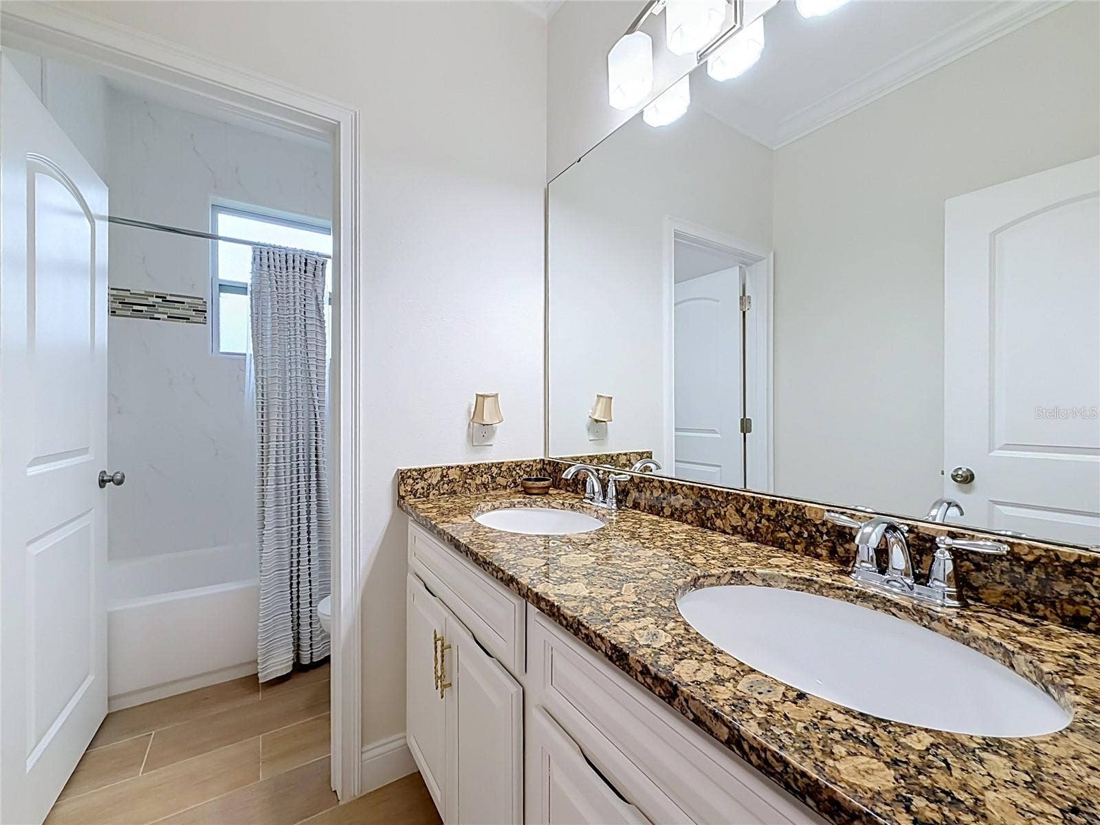 6617 BEAR LAKE TERRACE, Apopka, FL 32703 6617 BEAR LAKE TERRACE, Apopka, FL 32703
