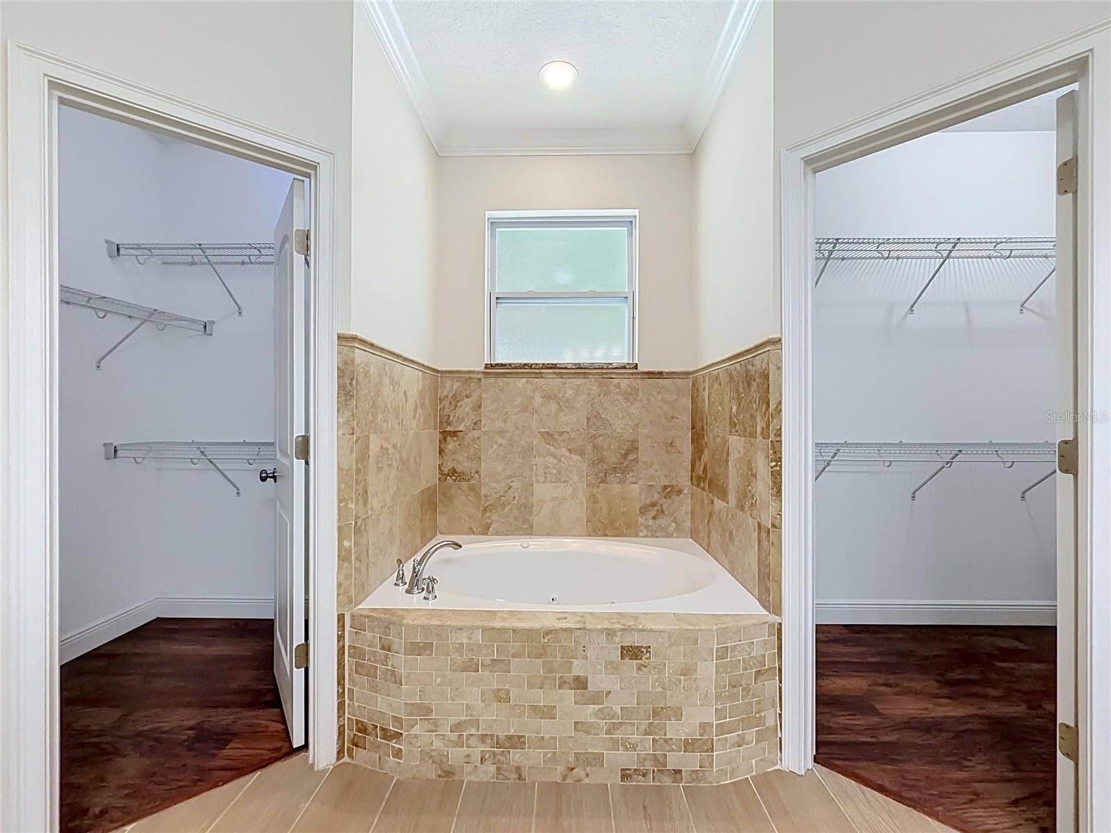 6617 BEAR LAKE TERRACE, Apopka, FL 32703 6617 BEAR LAKE TERRACE, Apopka, FL 32703