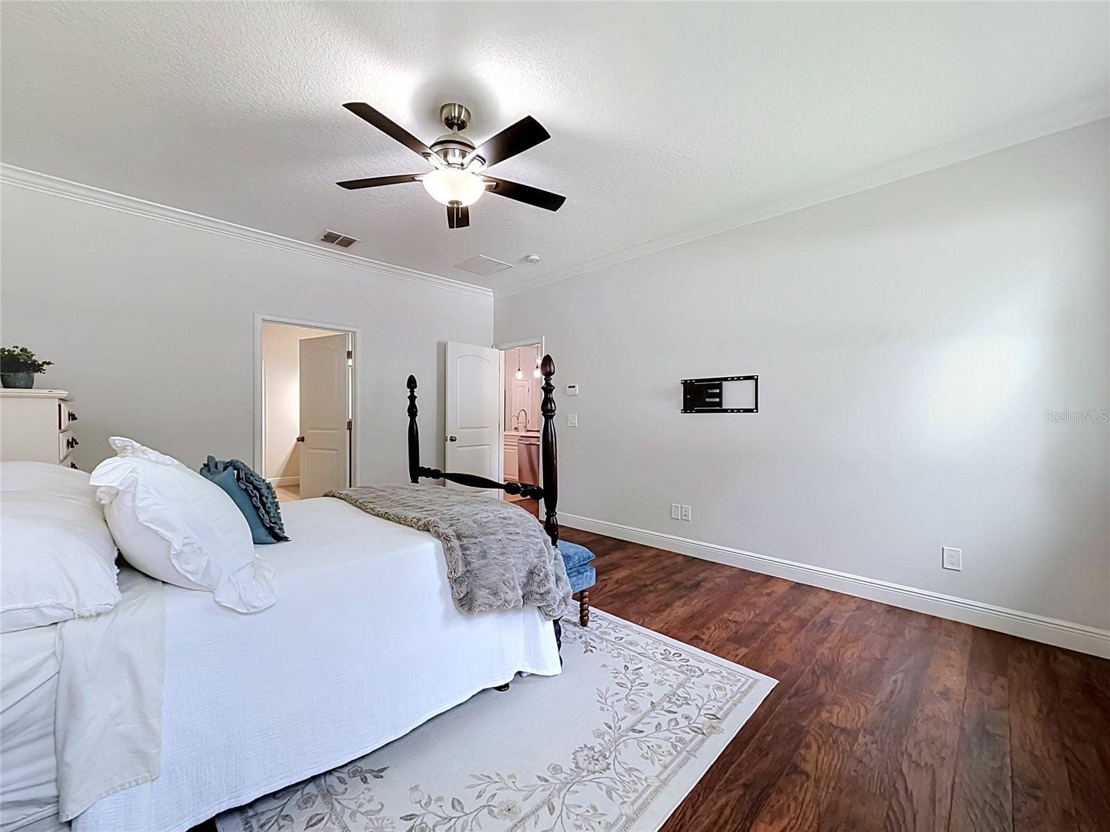 6617 BEAR LAKE TERRACE, Apopka, FL 32703 6617 BEAR LAKE TERRACE, Apopka, FL 32703